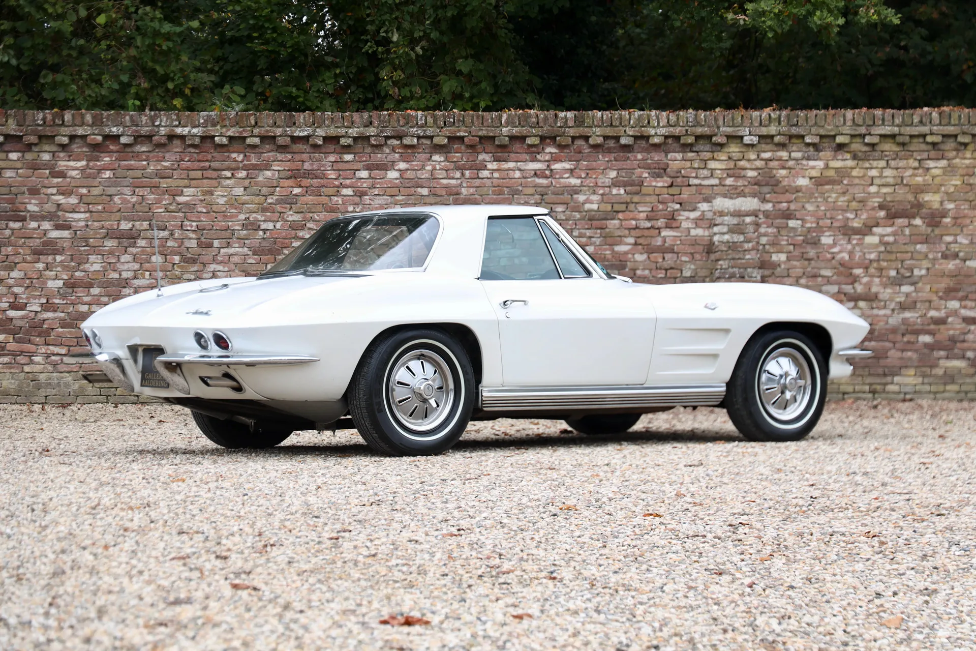 1964 Chevrolet Corvette C2 Sting Ray Convertible, 28/30