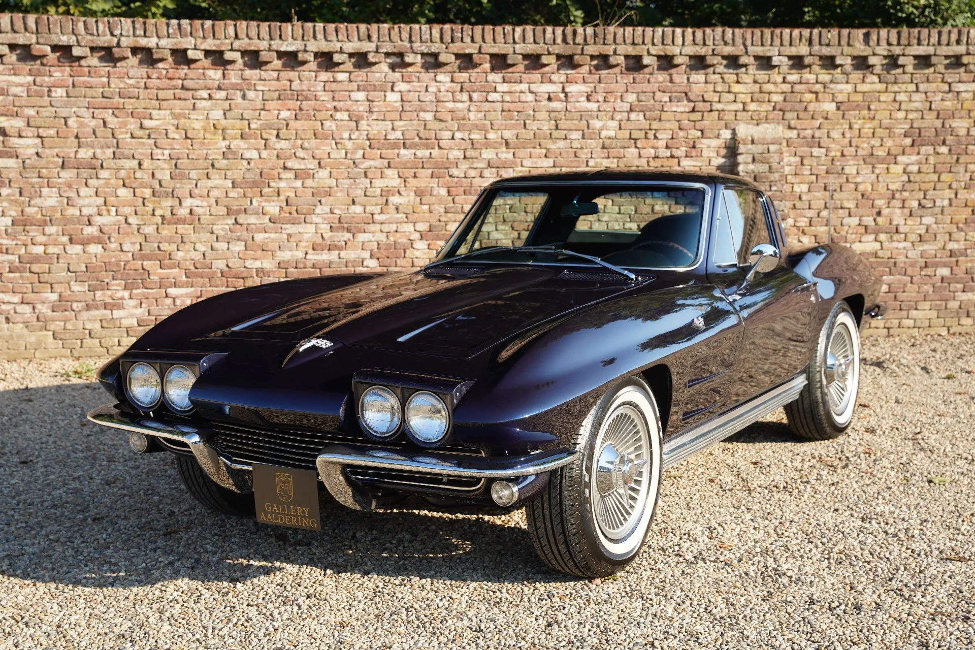 1964 Chevrolet Corvette C2 Sting Ray Coupé offered by a specialist dealer in Brummen, Netherlands, main photo