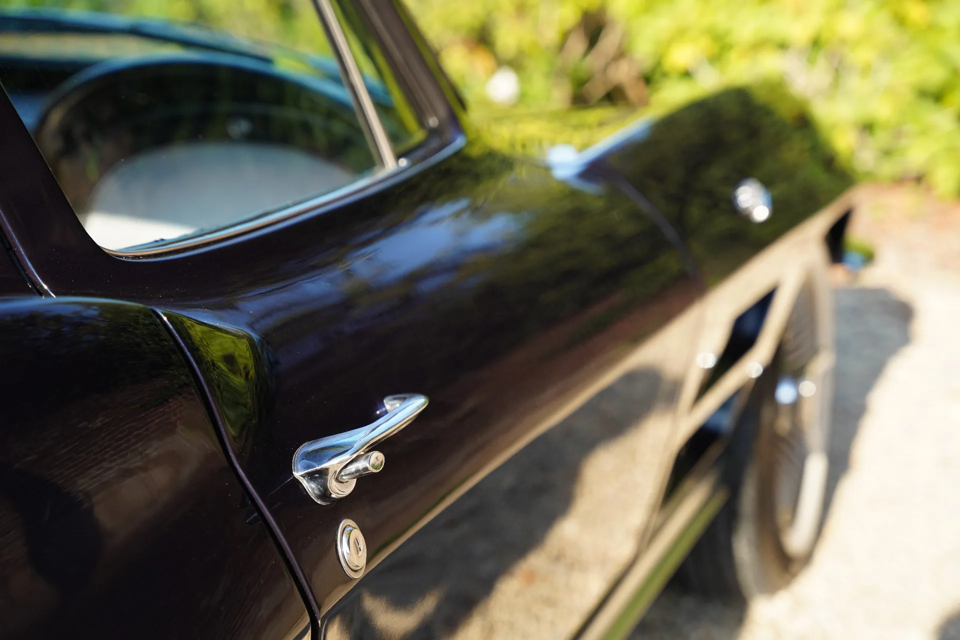 1964 Chevrolet Corvette C2 Sting Ray Coupé, 16/30