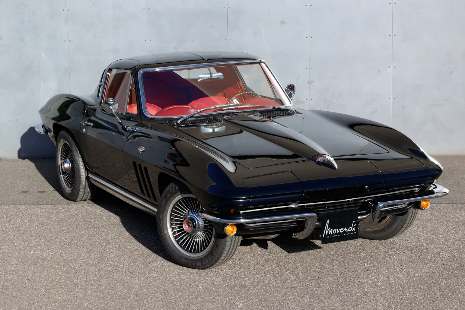1964 Chevrolet Corvette C2 Sting Ray Coupé angeboten von einem Fachhändler in Düsseldorf, Deutschland, Hauptfoto