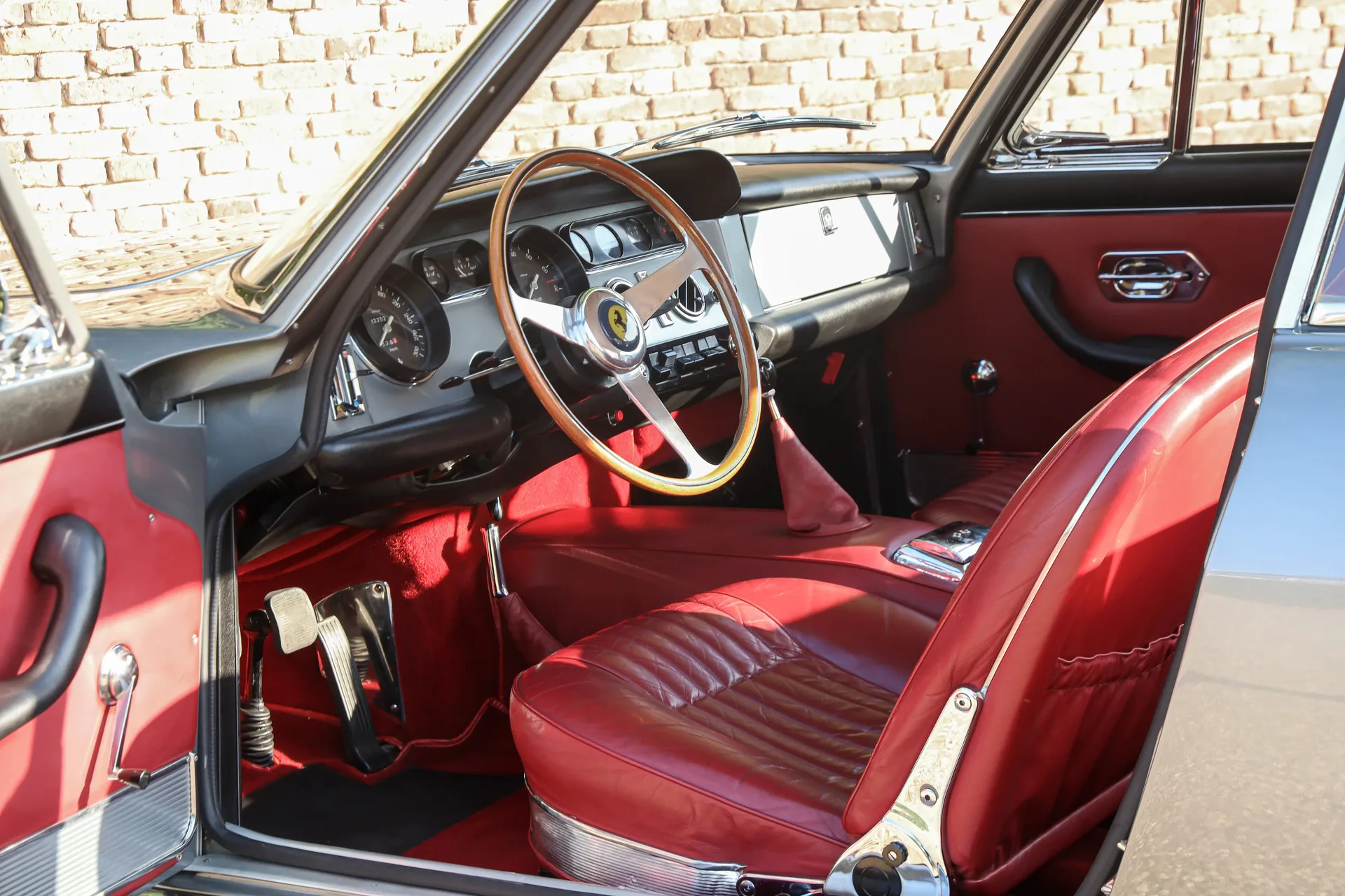 1964 Ferrari 330 GT 2+2 Series I, 4/30