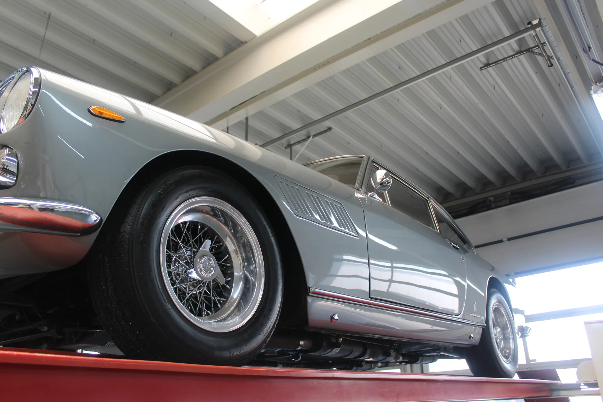 1964 Ferrari 330 GT 2+2 Series I, 9/30