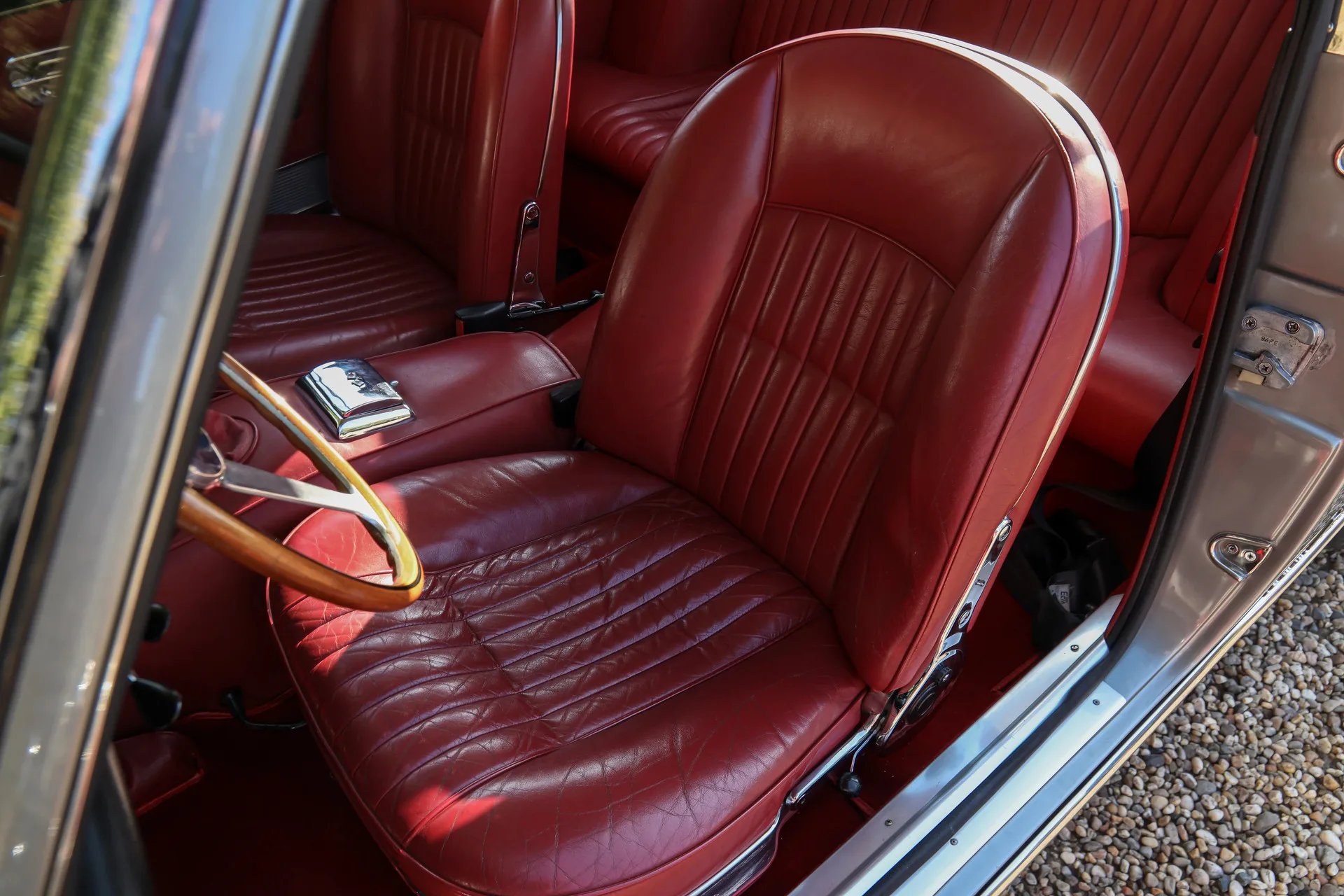 1964 Ferrari 330 GT 2+2 Series I, 14/30