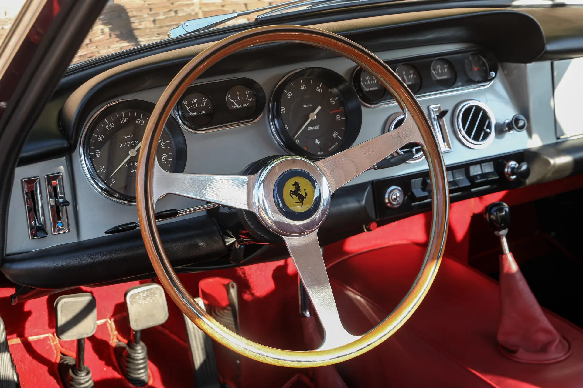 1964 Ferrari 330 GT 2+2 Series I, 26/30