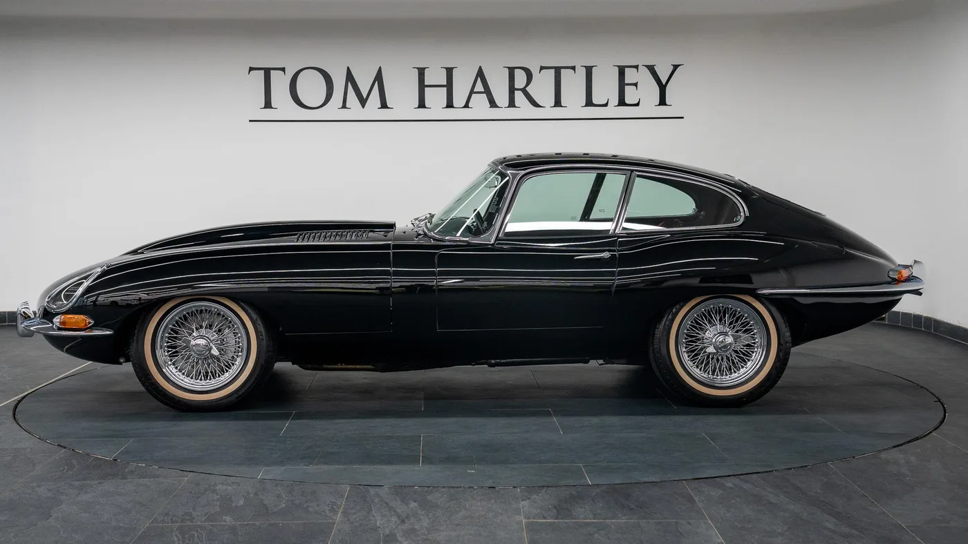 1964 Jaguar E-Type 3.8 offered by a specialist dealer in Swadlincote, United Kingdom, photo 4 of 15