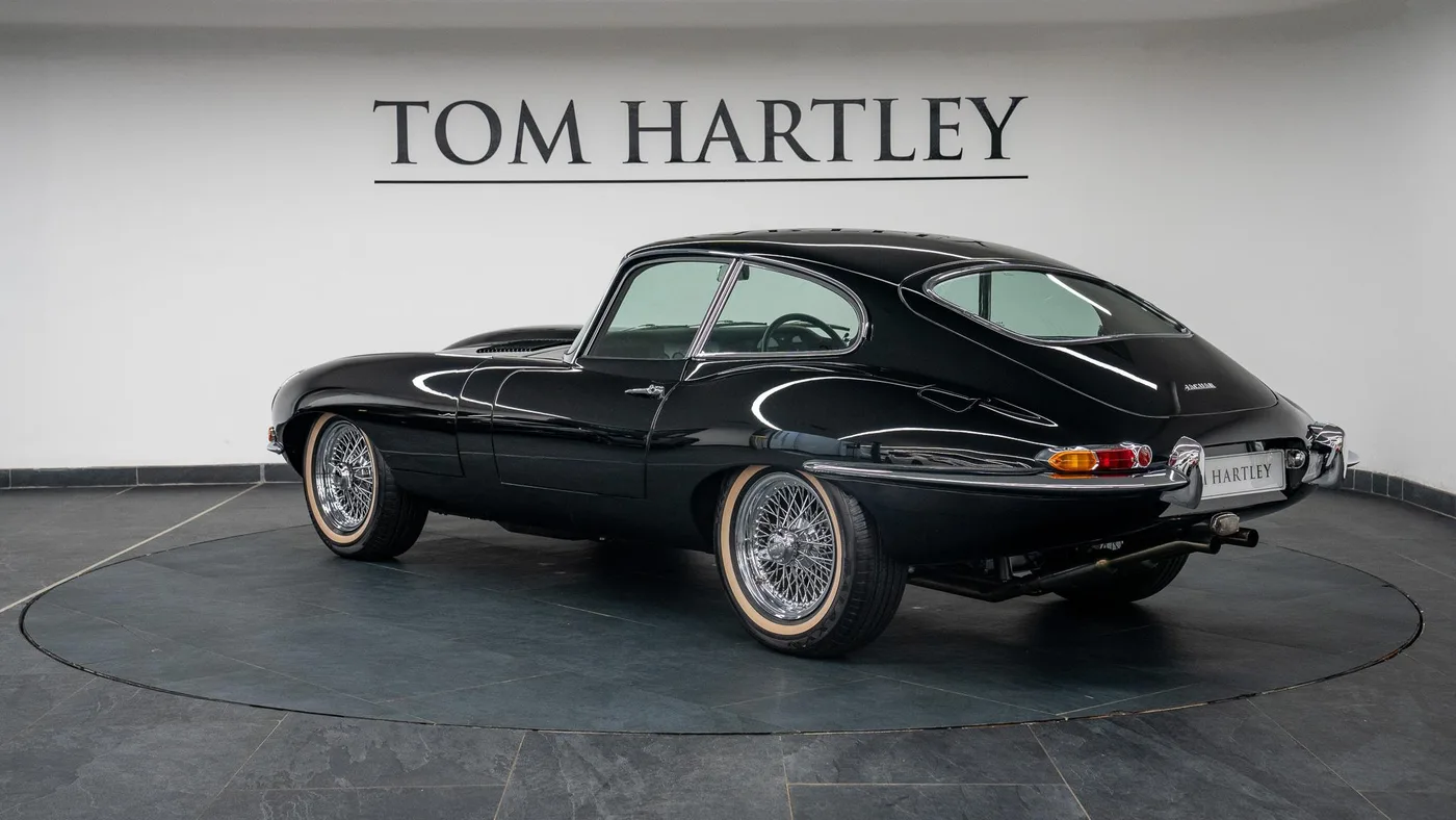 1964 Jaguar E-Type 3.8 offered by a specialist dealer in Swadlincote, United Kingdom, photo 5 of 15