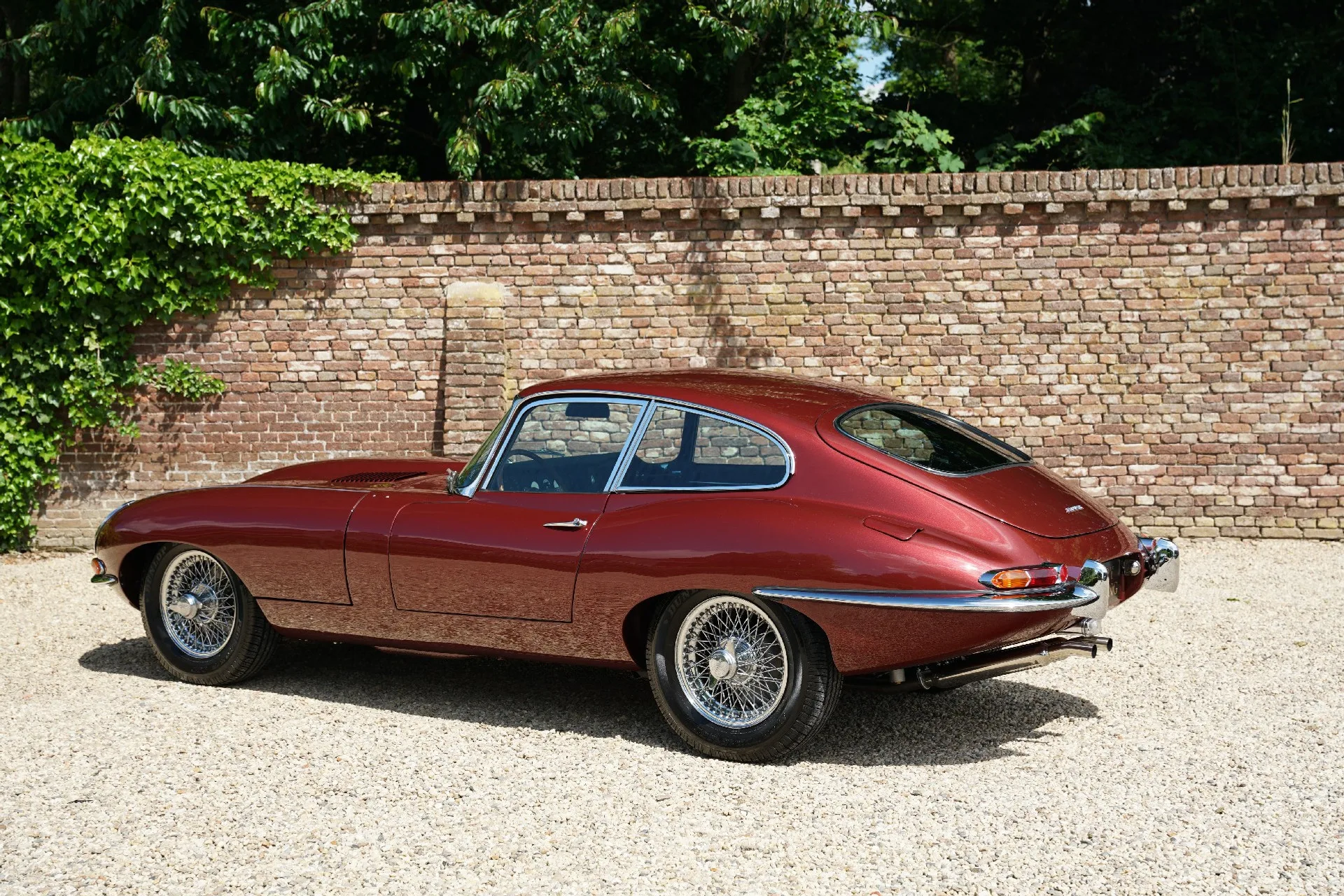 1964 Jaguar E-Type Series 1 3.8 Coupé, 28/30