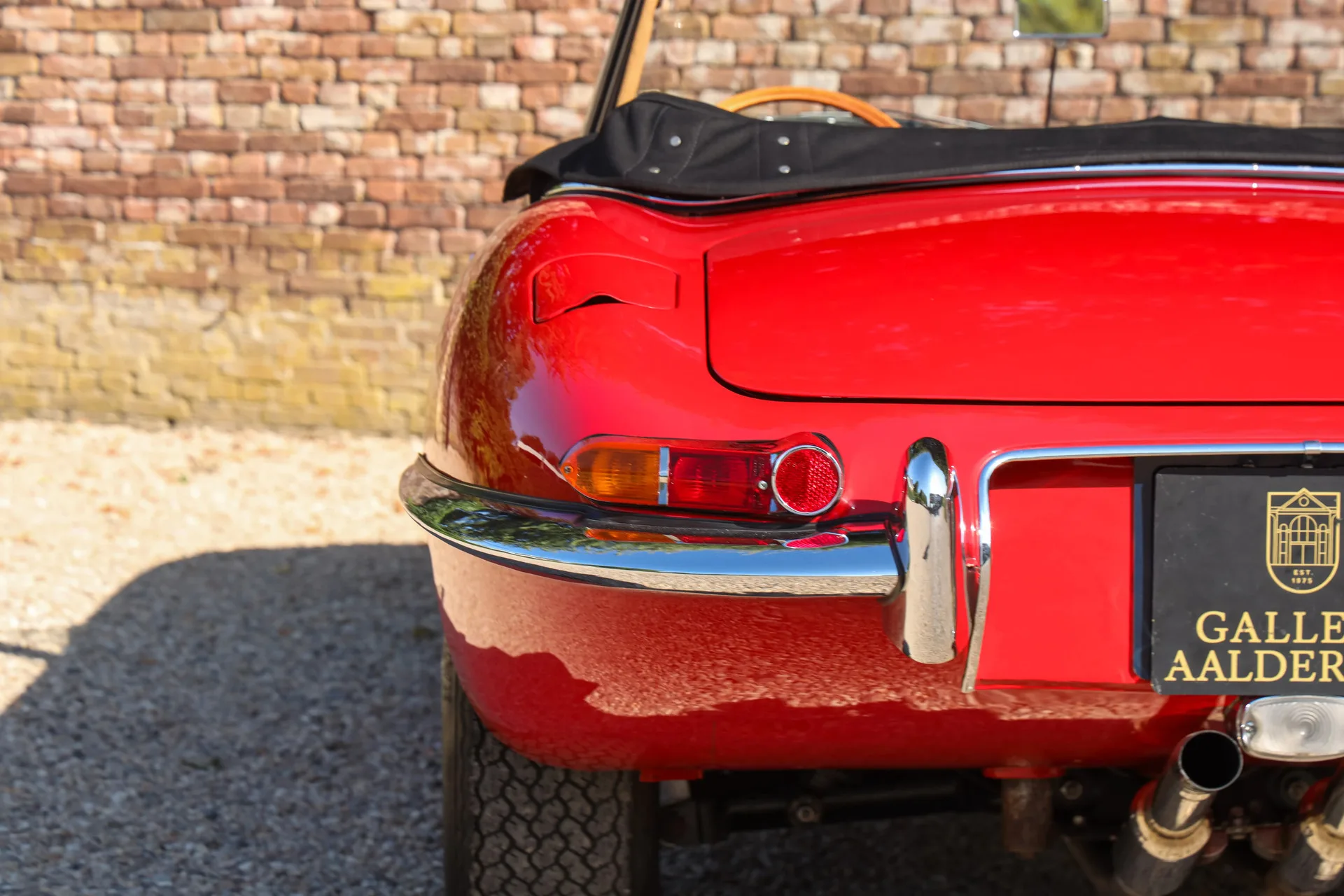 1964 Jaguar E-Type Series 1 3.8 Roadster, 13/30
