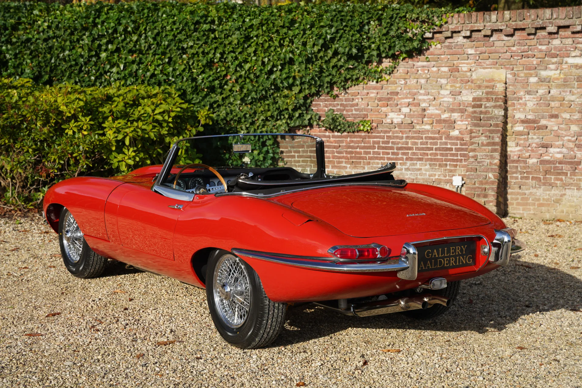 1964 Jaguar E-Type Series 1 3.8 Roadster, 14/30