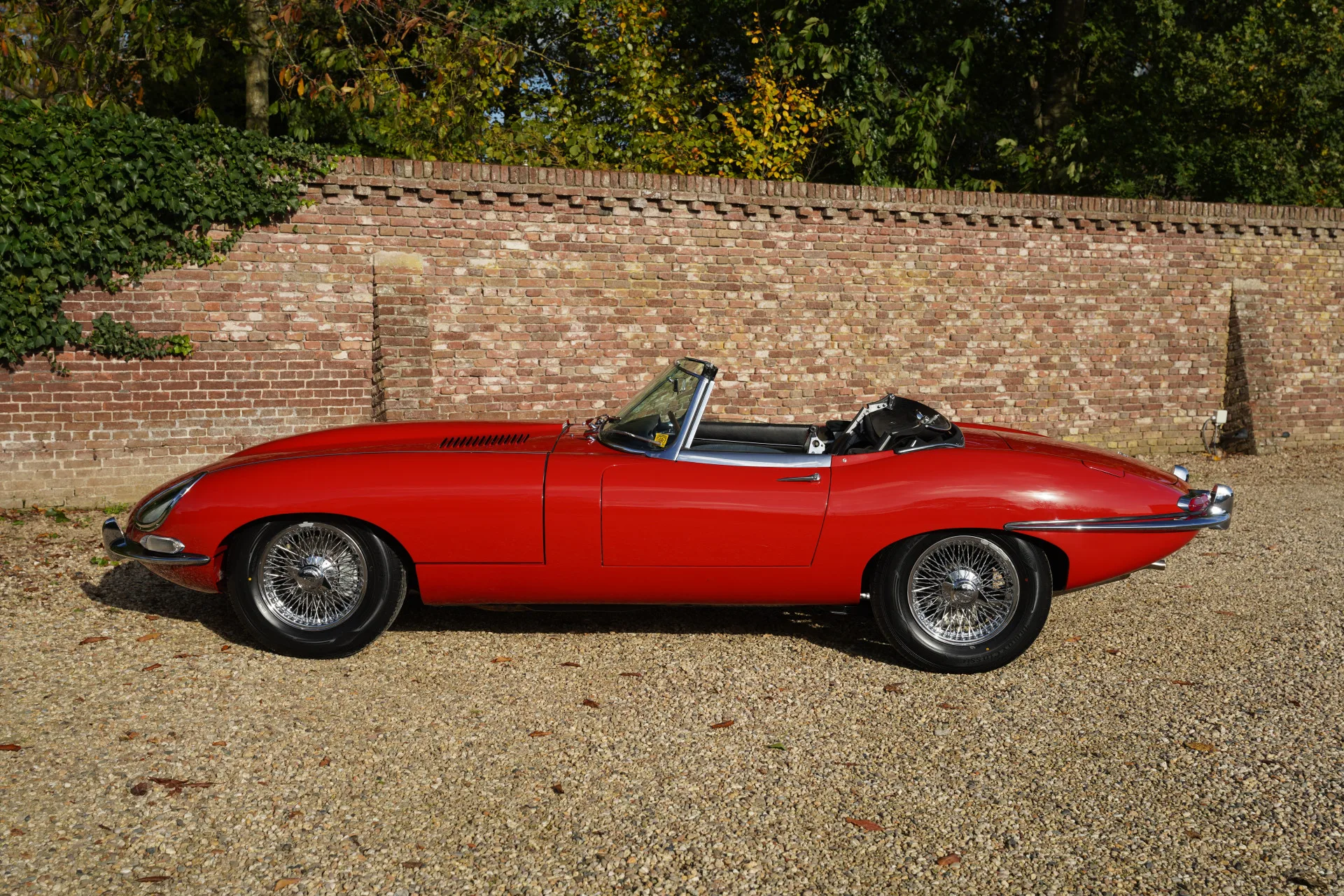 1964 Jaguar E-Type Series 1 3.8 Roadster, 16/30