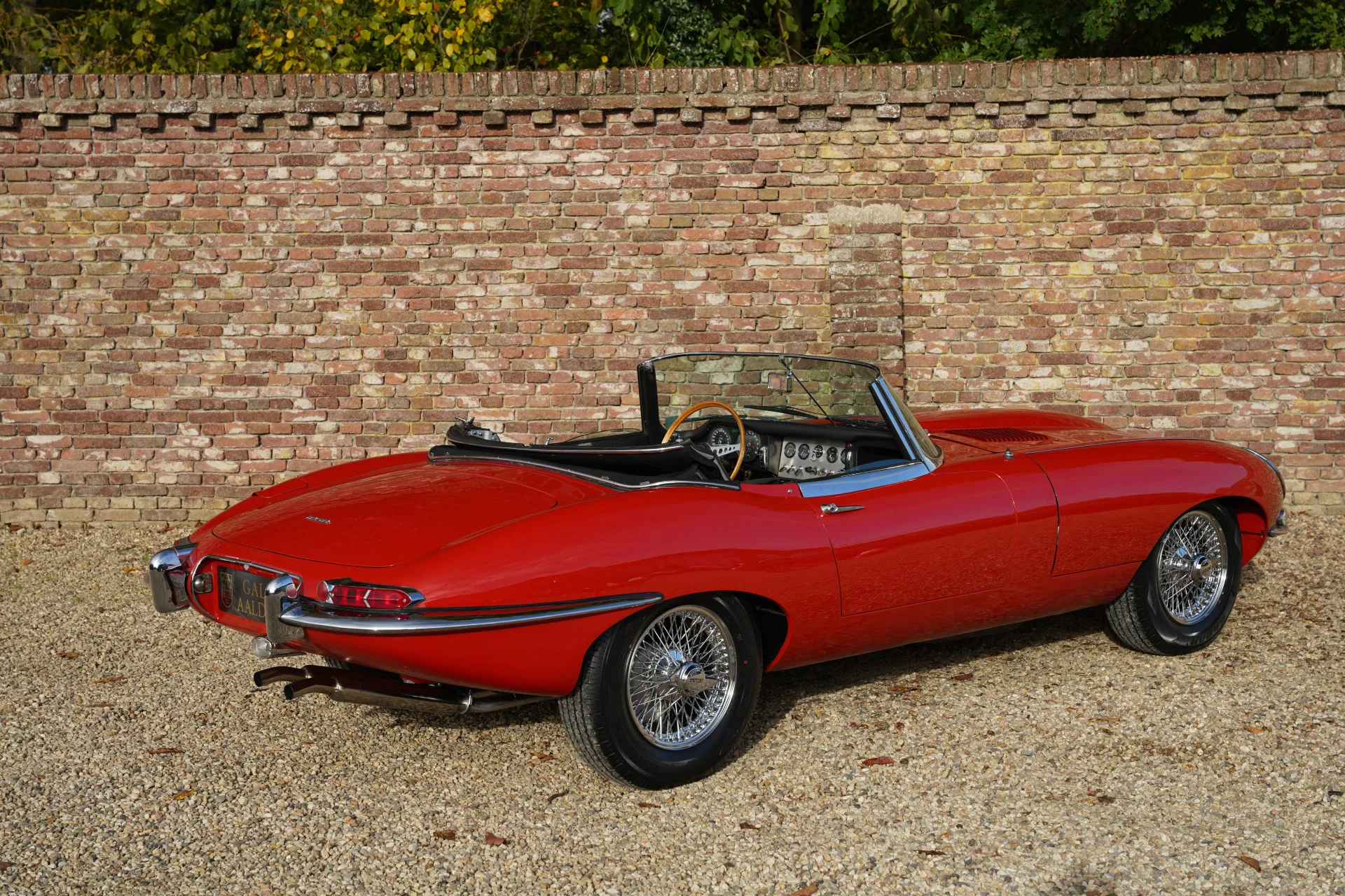 1964 Jaguar E-Type Series 1 3.8 Roadster, 23/30