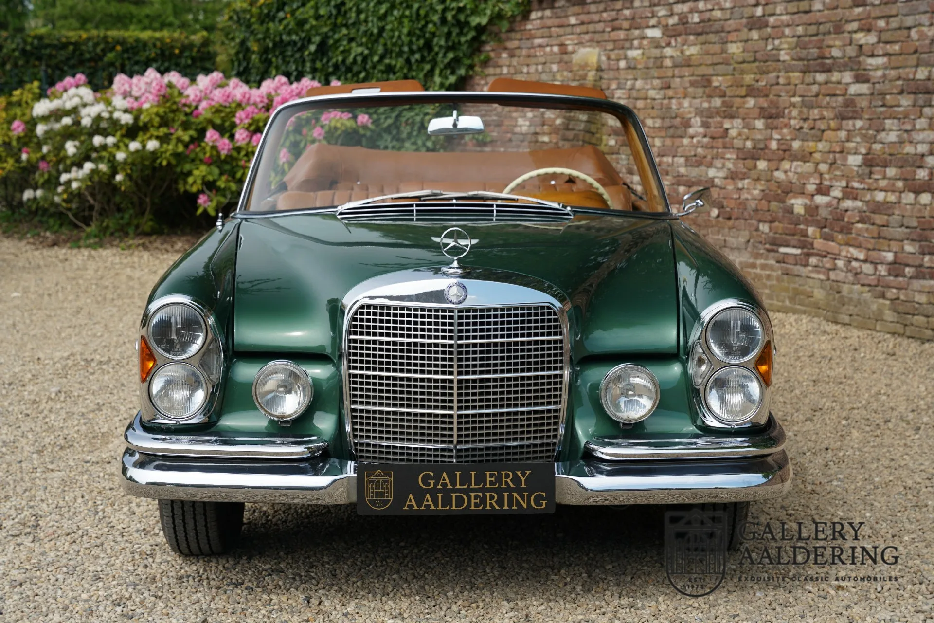 1964 Mercedes-Benz 220 SE Cabriolet W111, 6/30