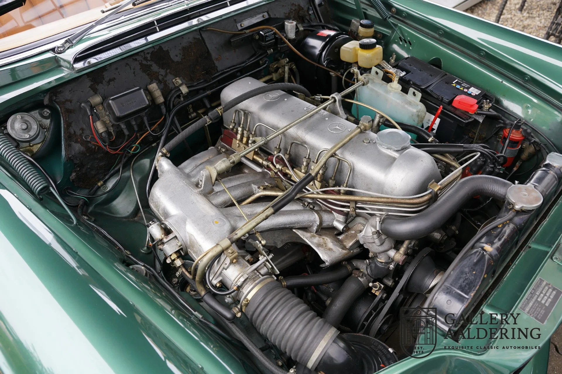 1964 Mercedes-Benz 220 SE Cabriolet W111, 10/30