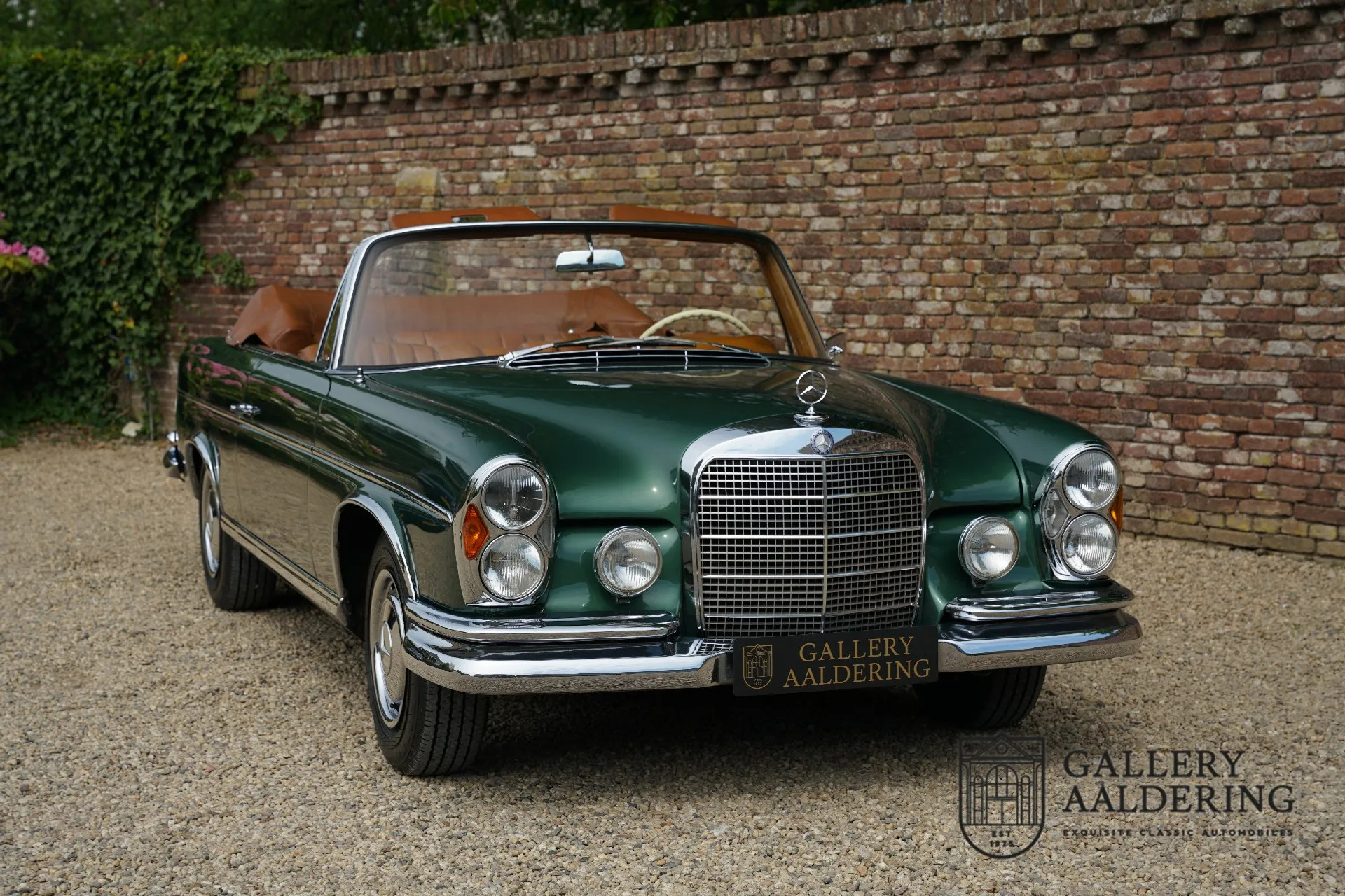 1964 Mercedes-Benz 220 SE Cabriolet W111, 12/30