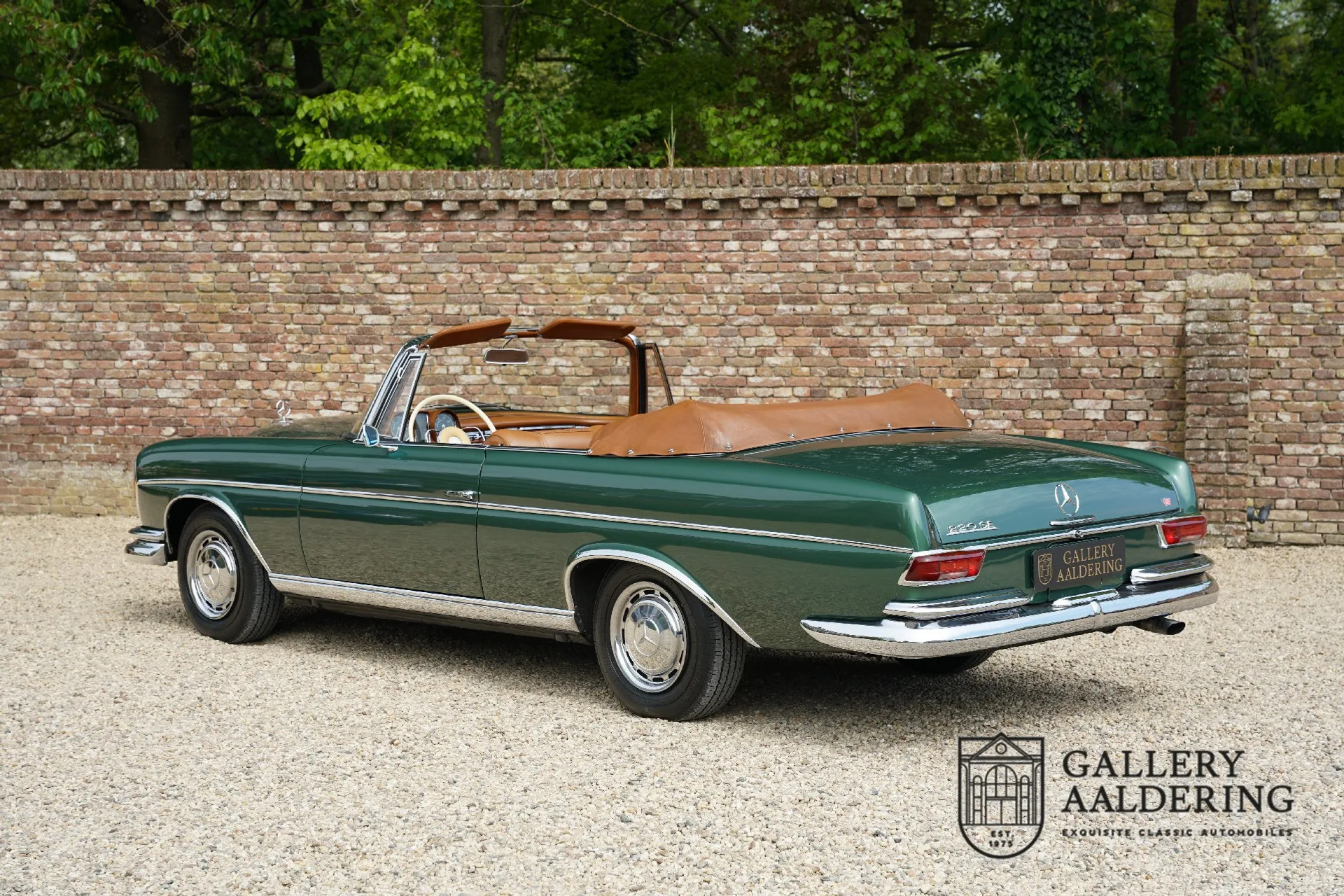 1964 Mercedes-Benz 220 SE Cabriolet W111, 13/30