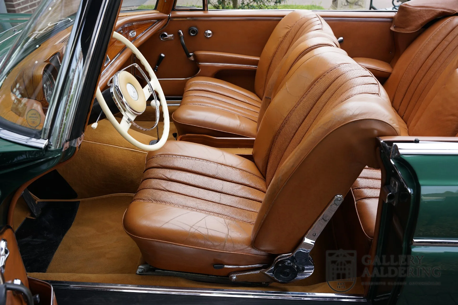 1964 Mercedes-Benz 220 SE Cabriolet W111, 23/30