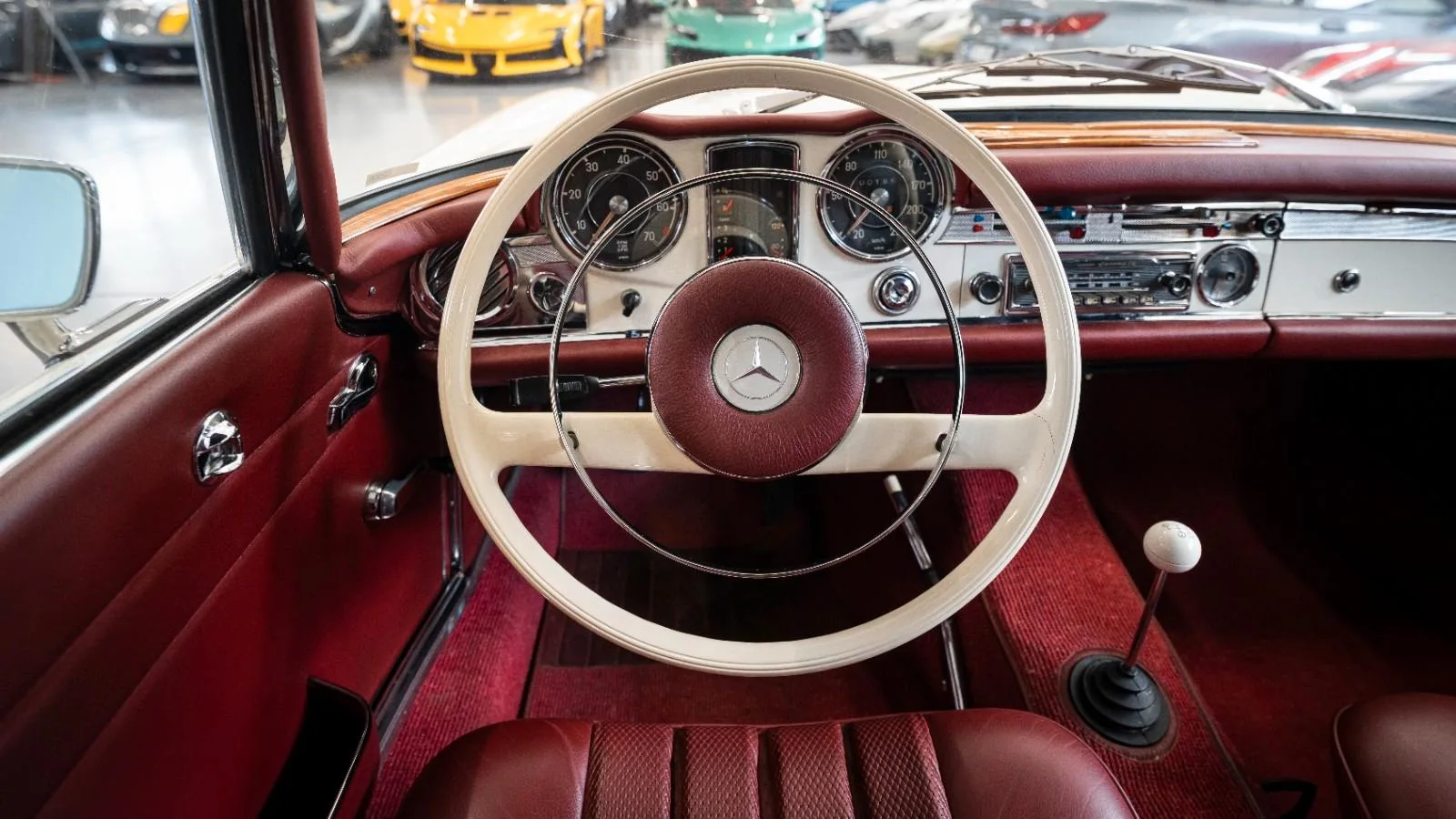 1964 Mercedes-Benz 230 SL, 8/15