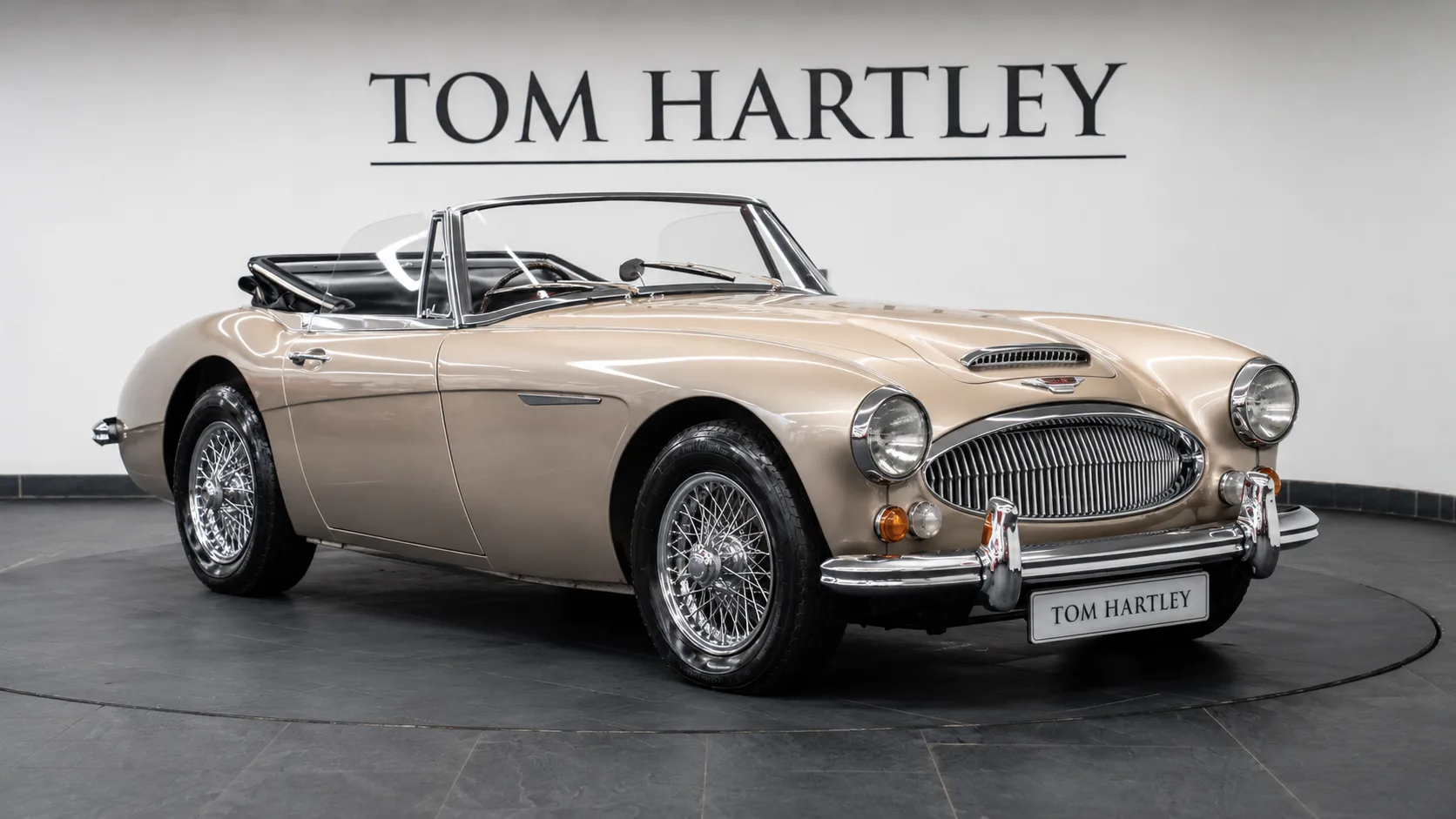 1965 Austin Healey 3000 Mk III offered by a specialist dealer in Swadlincote, United Kingdom, main photo