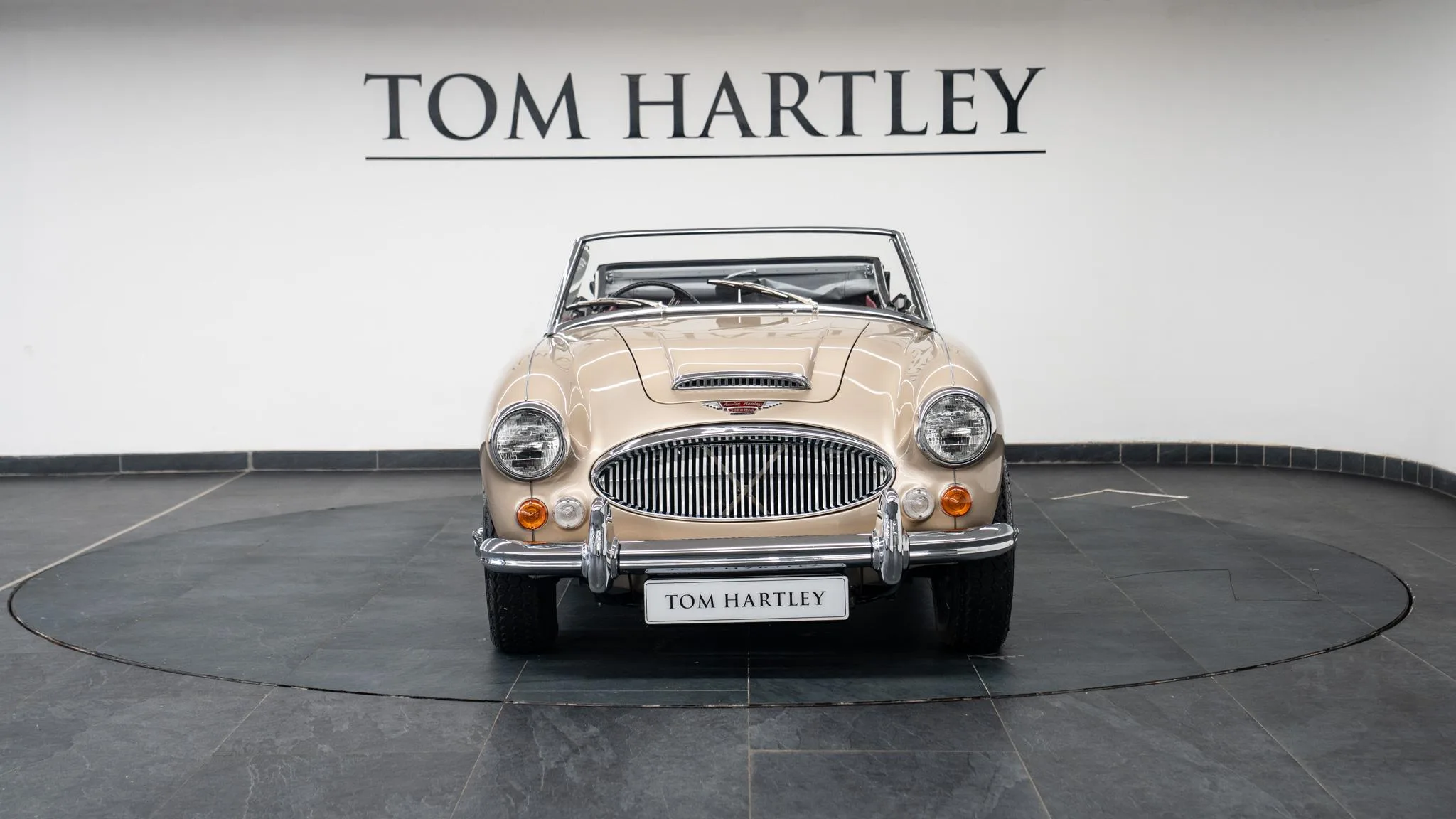 1965 Austin Healey 3000 Mk III, 2/27
