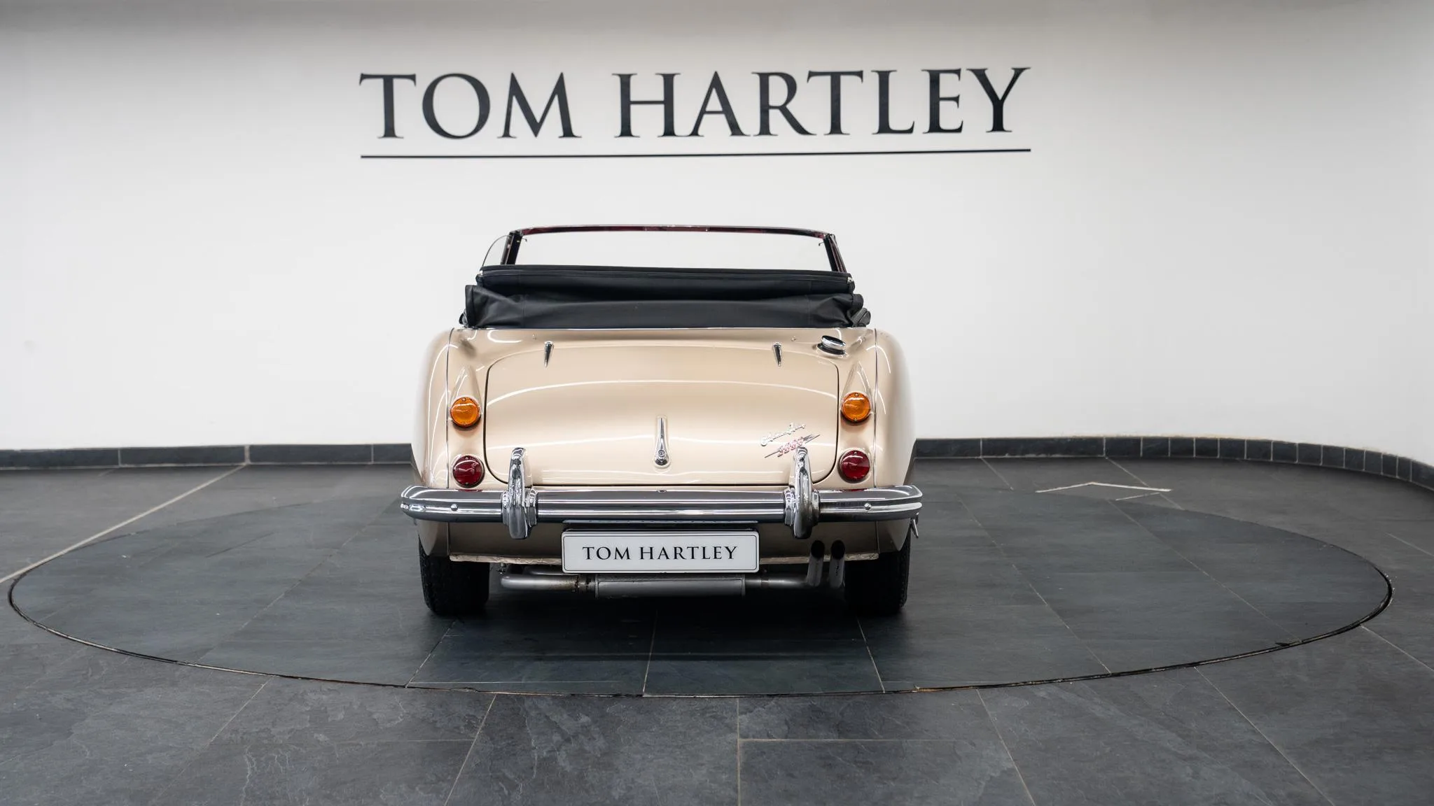 1965 Austin Healey 3000 Mk III, 6/27