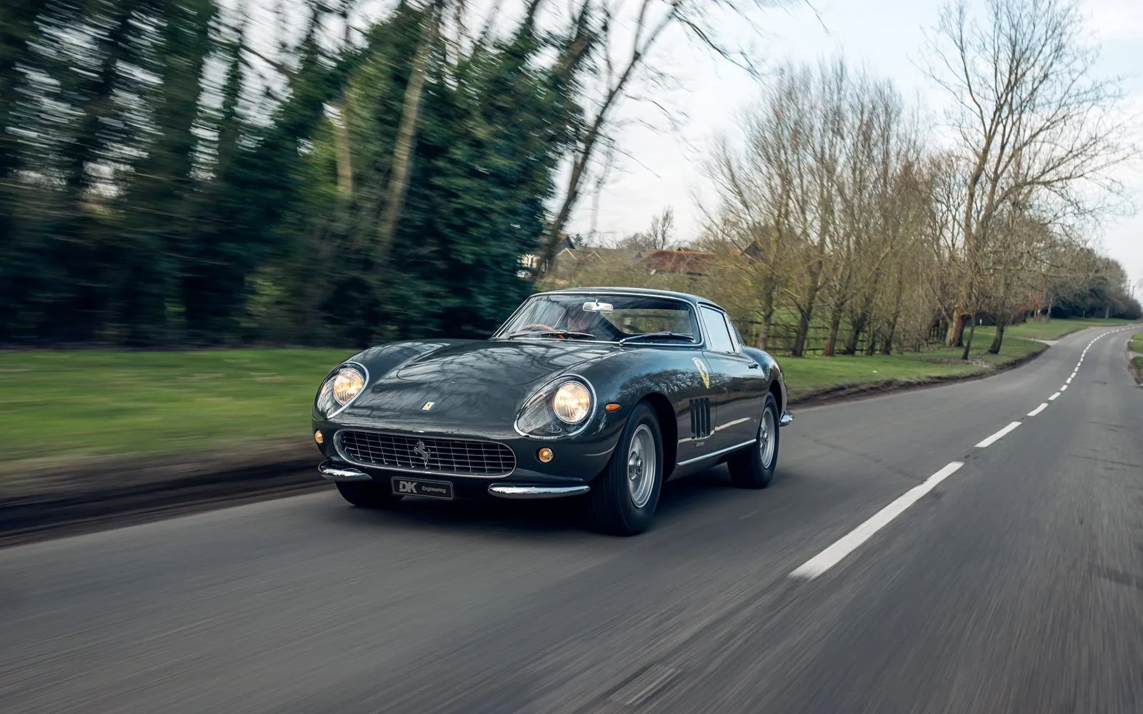 1965 Ferrari 275 GTB 6C proposée par un concessionnaire spécialisé à Chorleywood, Royaume-Uni, photo principale