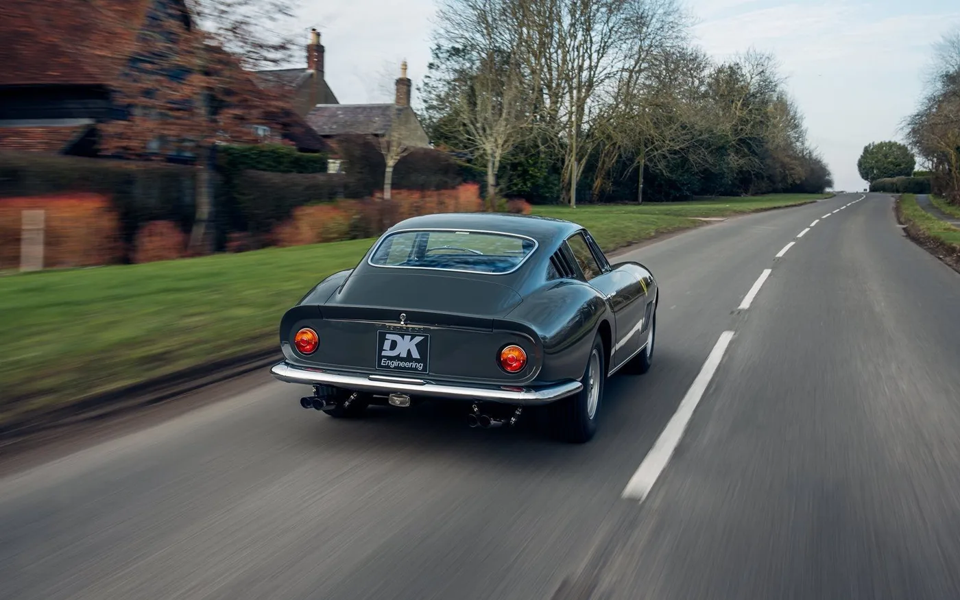 1965 Ferrari 275 GTB 6C offered by a specialist dealer in Chorleywood, United Kingdom, photo 2 of 15