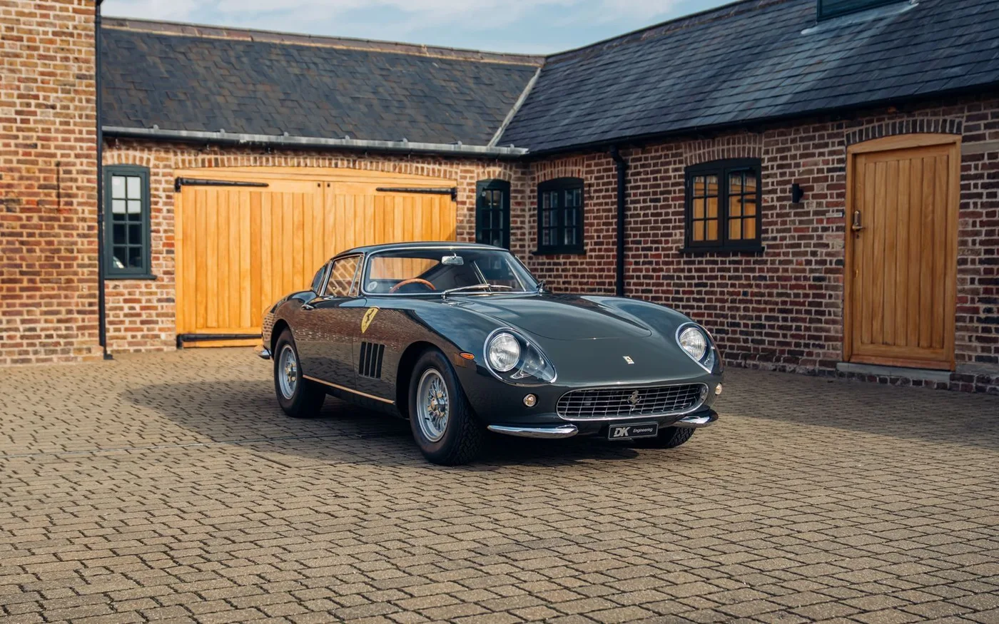 1965 Ferrari 275 GTB 6C offered by a specialist dealer in Chorleywood, United Kingdom, photo 9 of 15