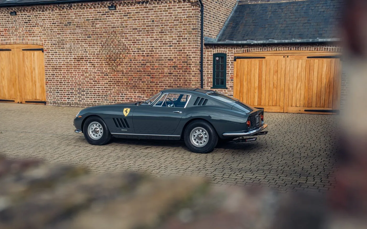 1965 Ferrari 275 GTB 6C offered by a specialist dealer in Chorleywood, United Kingdom, photo 12 of 15