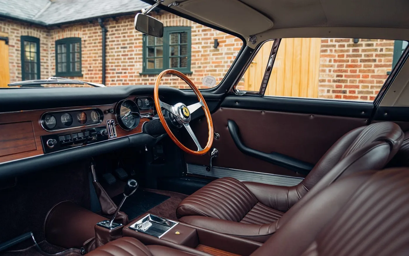 1965 Ferrari 275 GTB 6C offered by a specialist dealer in Chorleywood, United Kingdom, photo 14 of 15