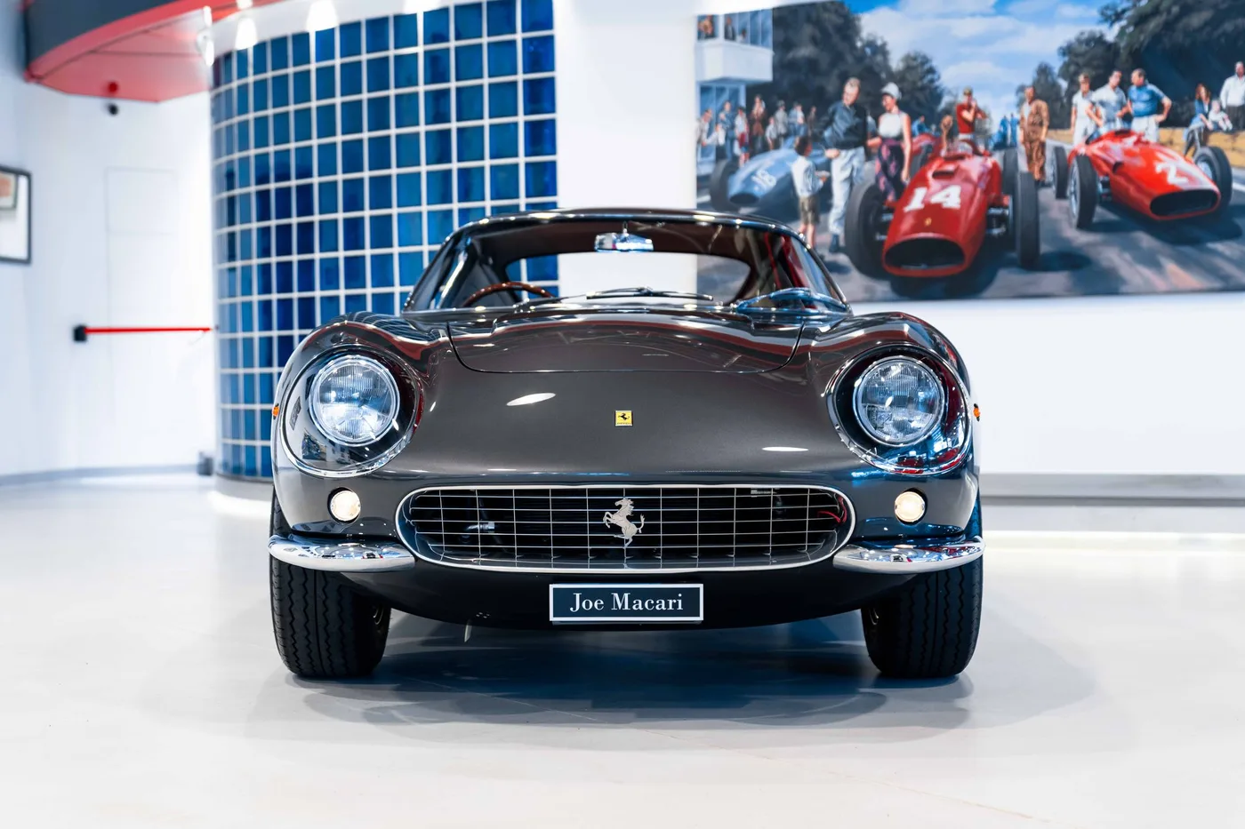 1965 Ferrari 275 GTB 6C Shortnose angeboten von einem Oldtimerspezialisten in London, Vereinigtes Königreich, Foto 2 von 19