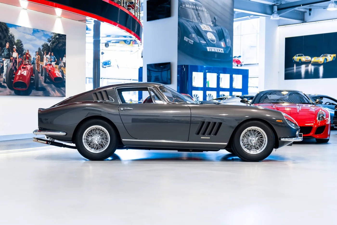 1965 Ferrari 275 GTB 6C Shortnose angeboten von einem Oldtimerspezialisten in London, Vereinigtes Königreich, Foto 6 von 19