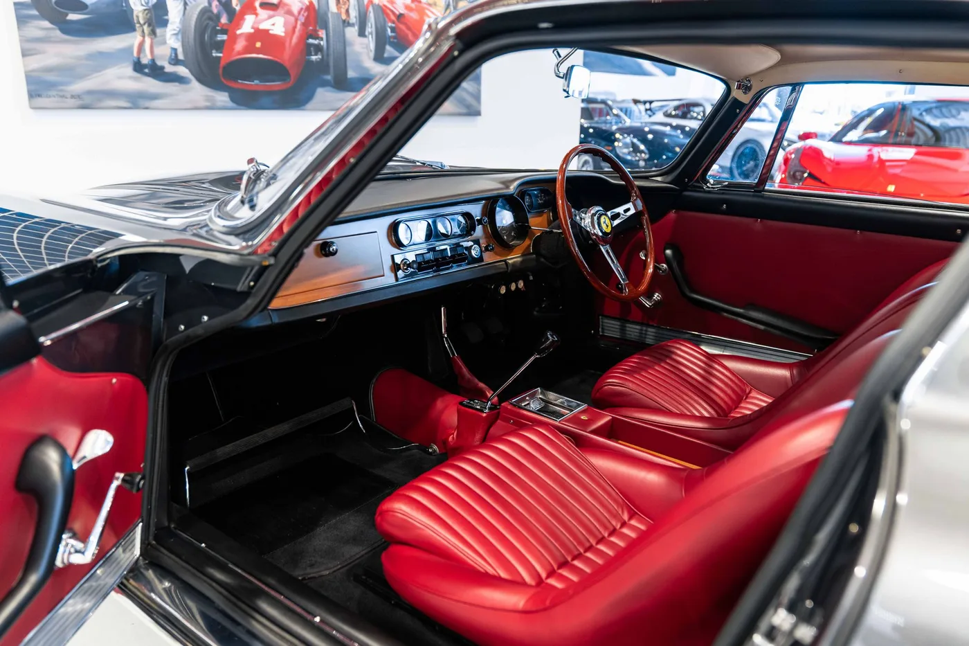 1965 Ferrari 275 GTB 6C Shortnose angeboten von einem Oldtimerspezialisten in London, Vereinigtes Königreich, Foto 16 von 19