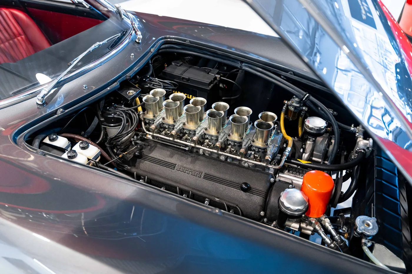 1965 Ferrari 275 GTB 6C Shortnose angeboten von einem Oldtimerspezialisten in London, Vereinigtes Königreich, Foto 19 von 19