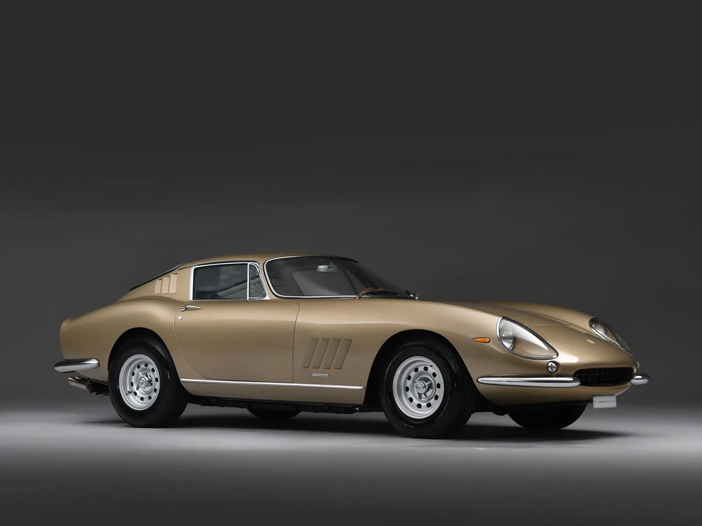 1965 Ferrari 275 GTB Long Nose alloy proposée par un concessionnaire spécialisé à Hook Norton, Royaume-Uni, photo 2 sur 15