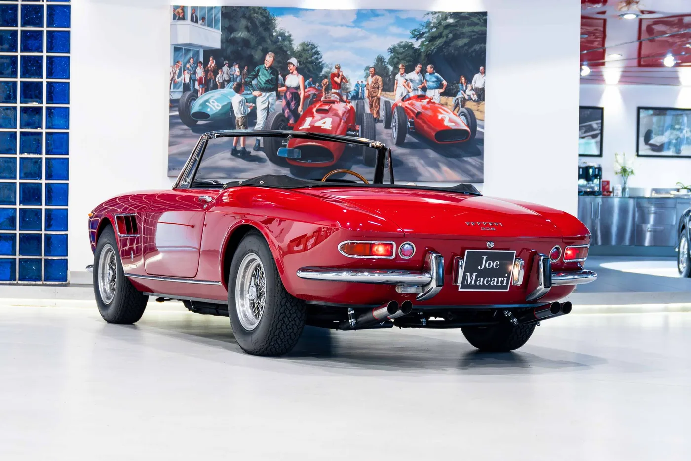 1965 Ferrari 275 GTS proposée par un spécialiste de la voiture de collection à London, Royaume-Uni, photo 9 sur 22