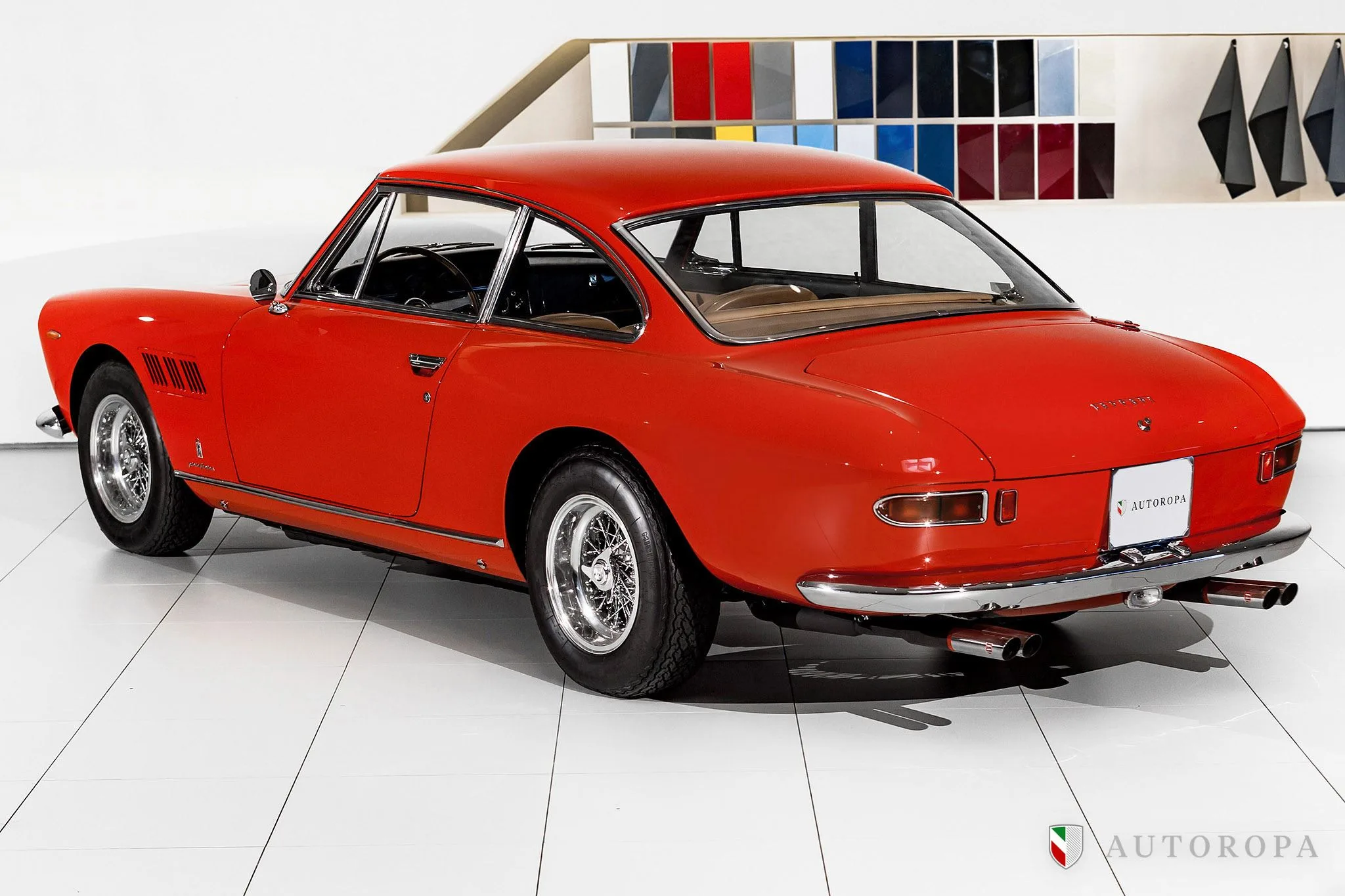 1965 Ferrari 330 GT 2+2, 4/10
