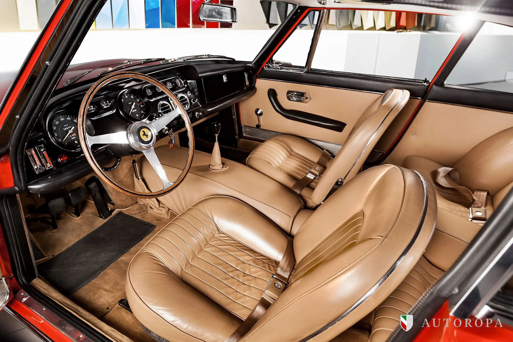 1965 Ferrari 330 GT 2+2, 6/10