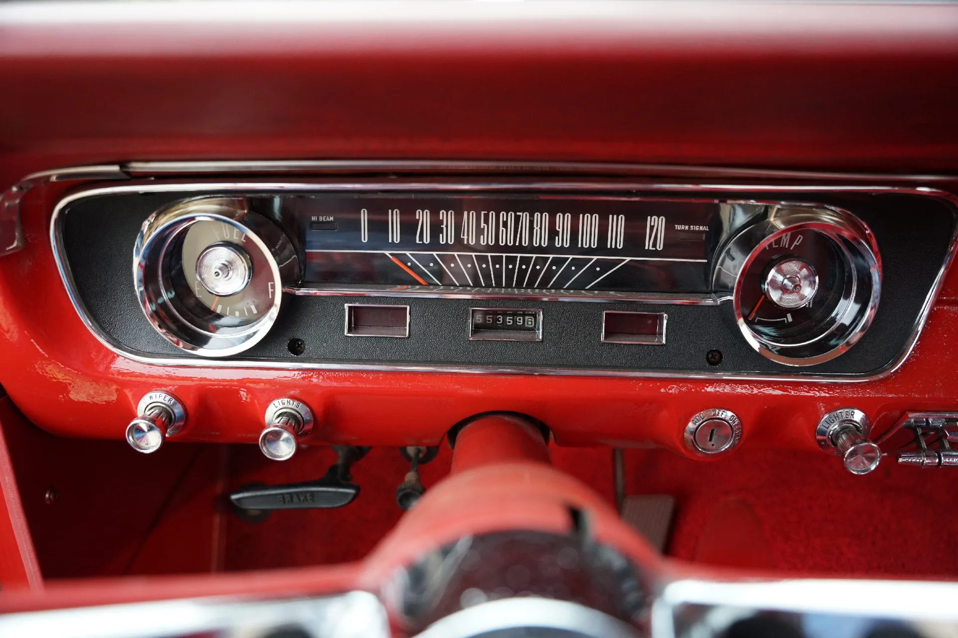 1965 Ford Mustang 289 A-code Fastback, 28/30