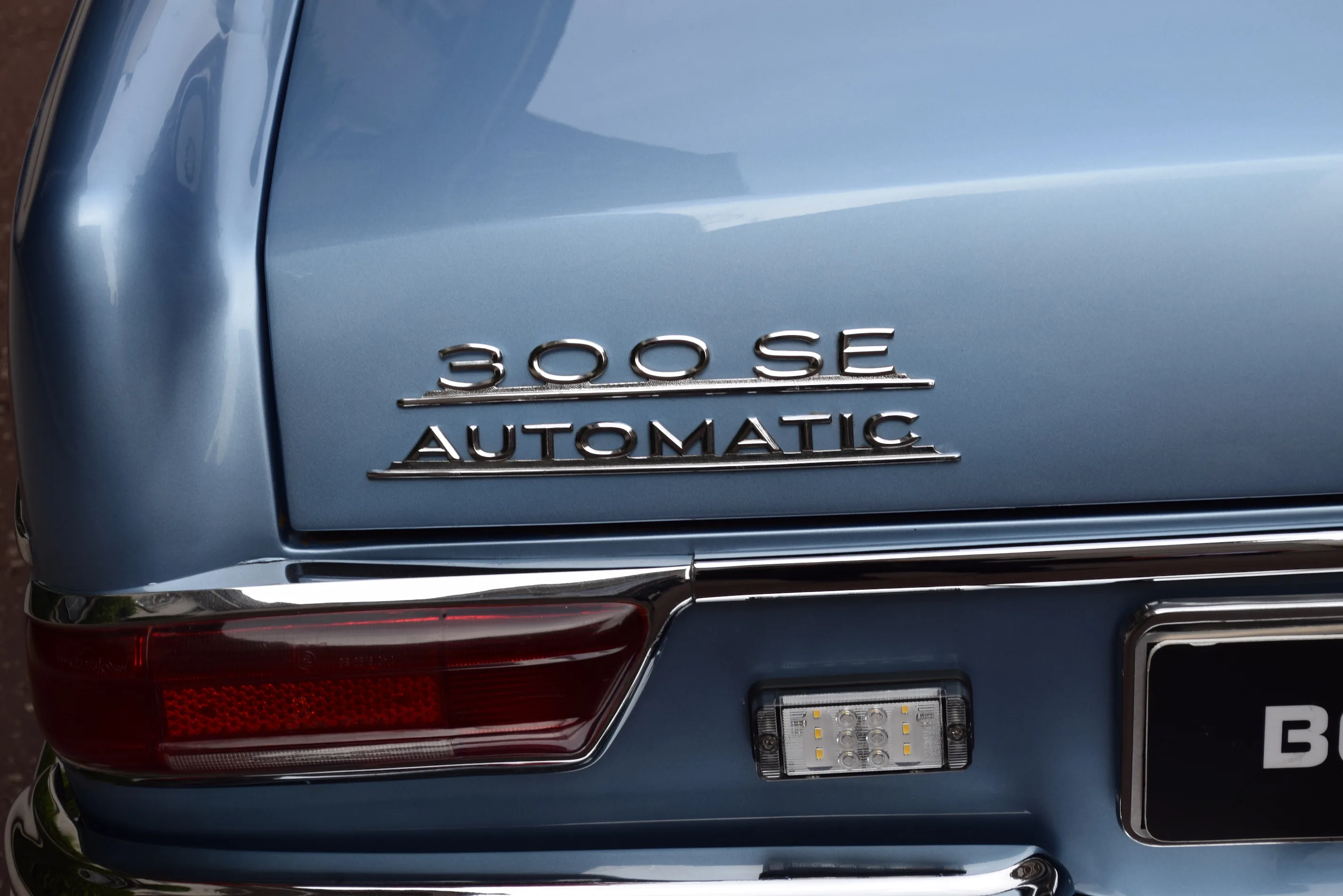1965 Mercedes-Benz 300 SE Cabriolet, 14/30