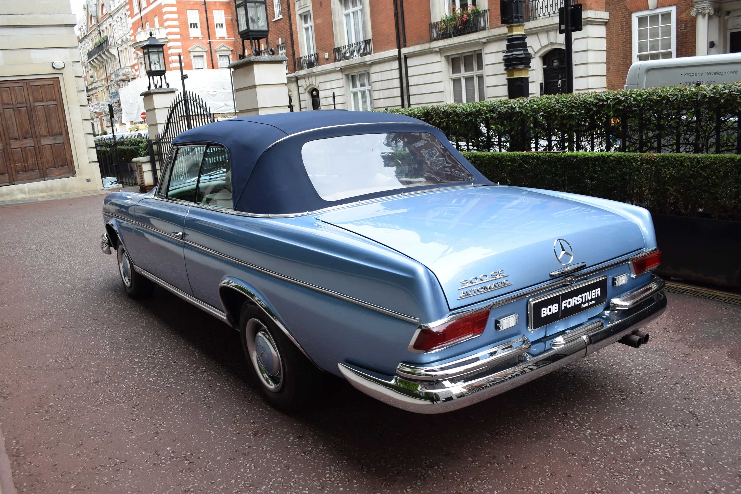 1965 Mercedes-Benz 300 SE Cabriolet, 16/30