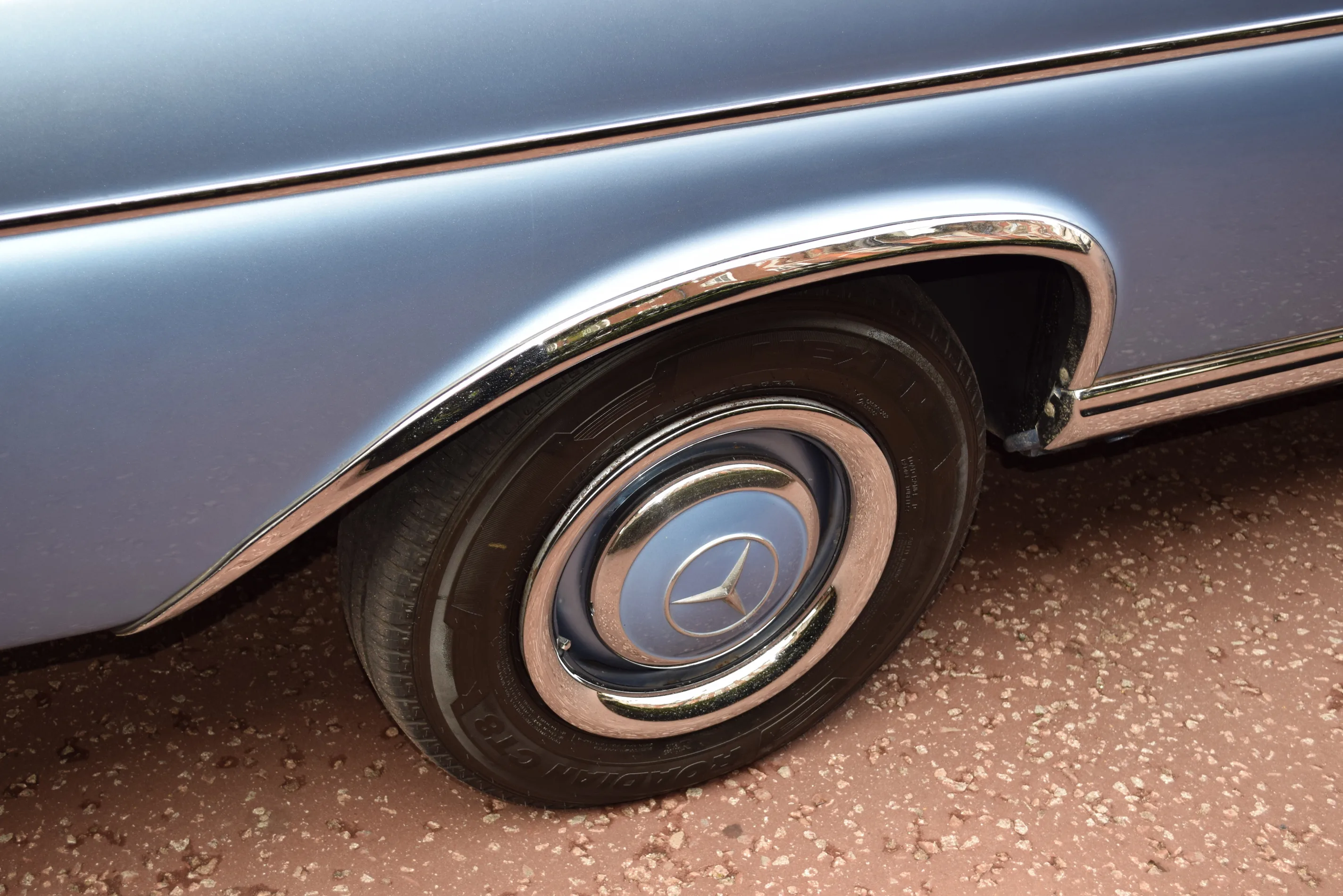 1965 Mercedes-Benz 300 SE Cabriolet, 17/30