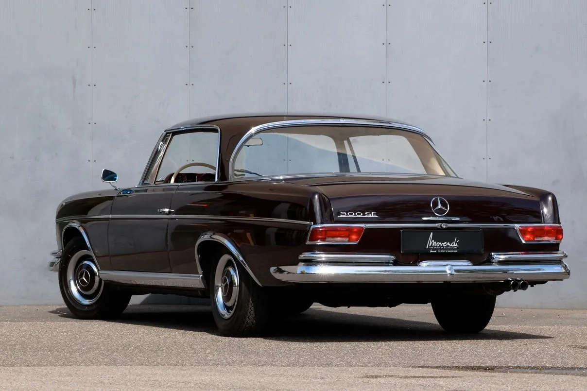 1965 Mercedes-Benz 300 SE Coupé, 2/24