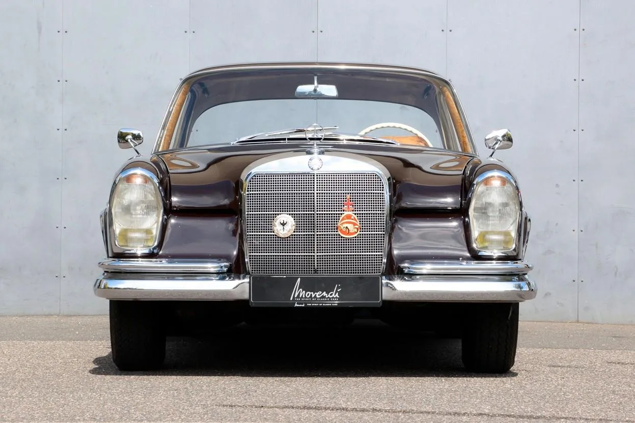 1965 Mercedes-Benz 300 SE Coupé, 5/24