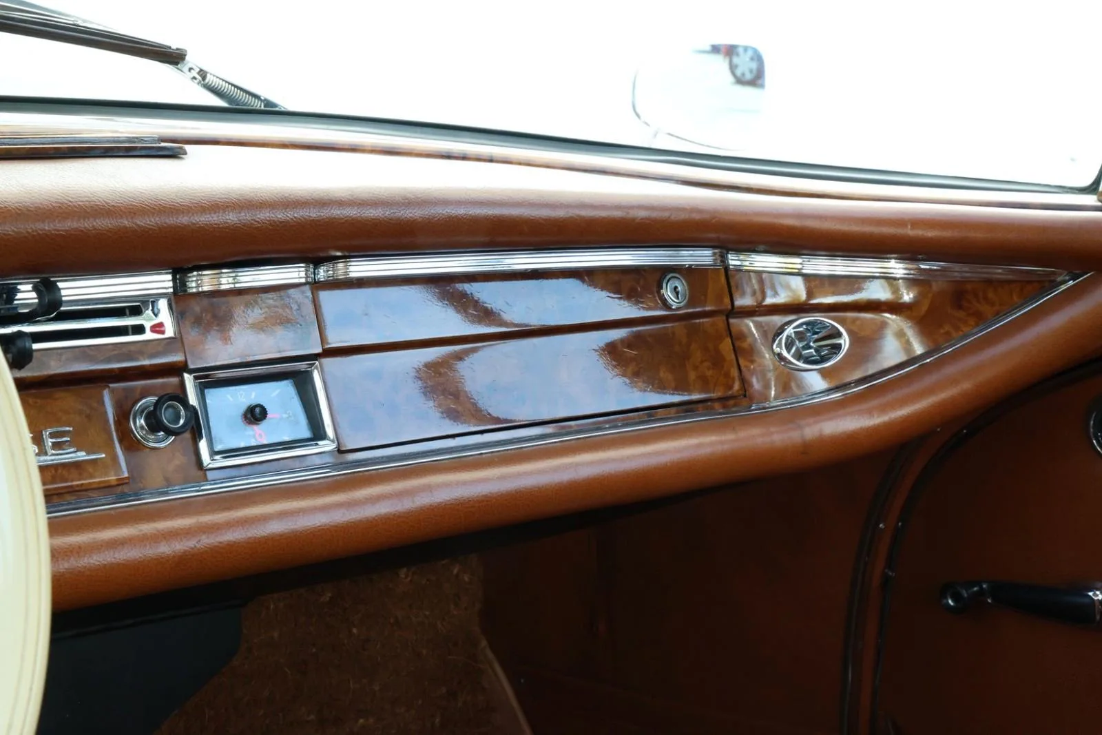 1965 Mercedes-Benz 300 SE Coupé, 21/24
