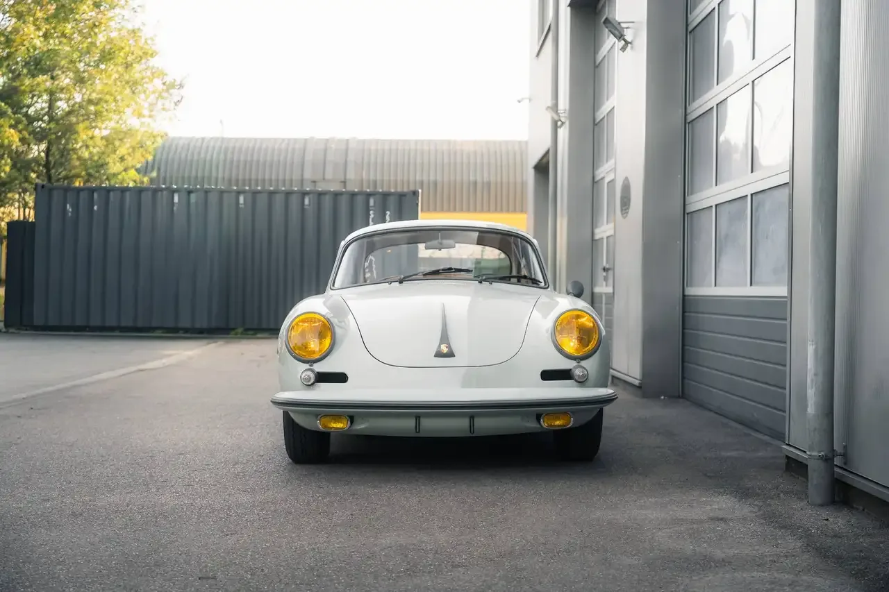 1965 Porsche 356 C, 2/19