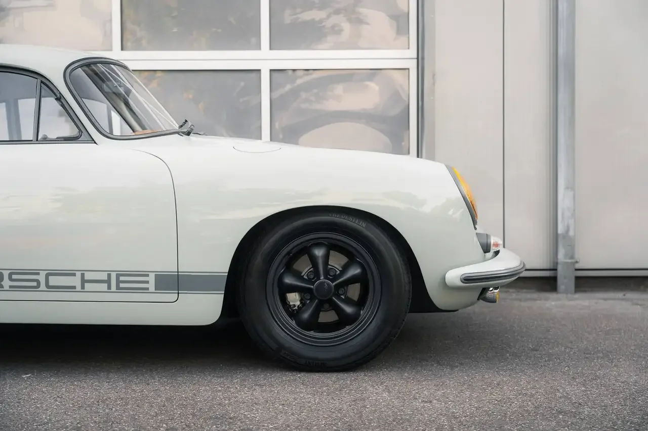 1965 Porsche 356 C, 6/19