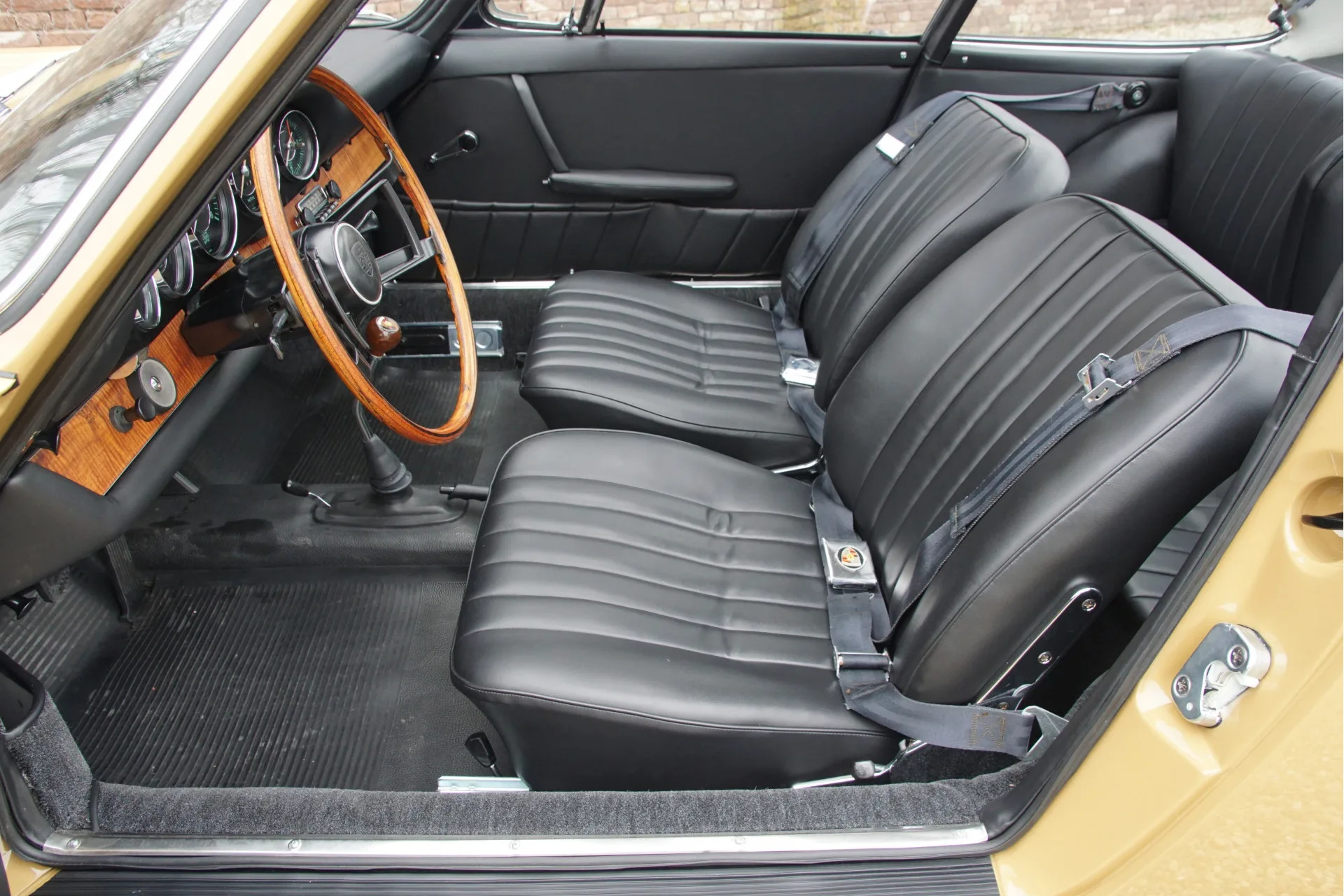 1965 Porsche 911 2.0 SWB, 3/30