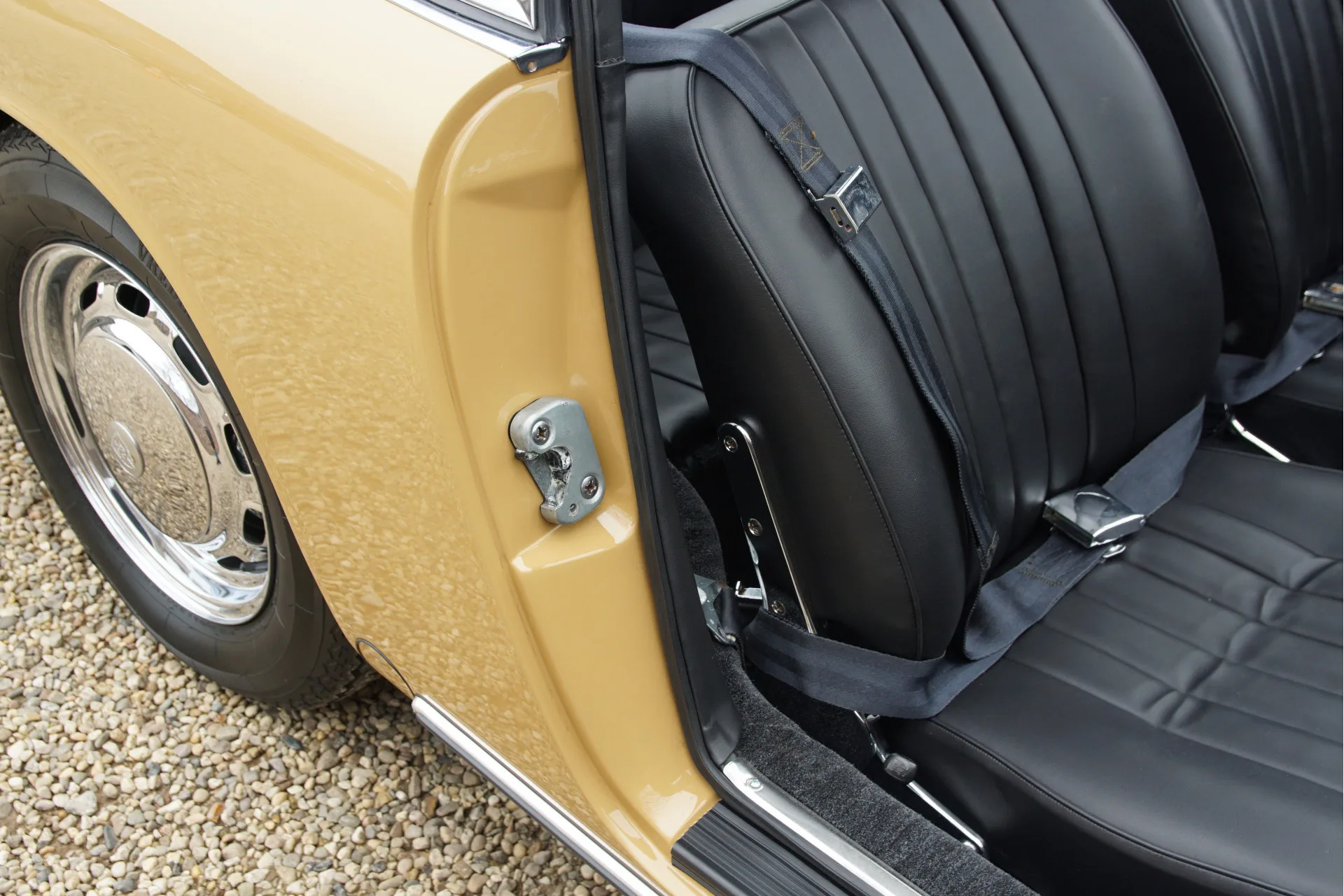 1965 Porsche 911 2.0 SWB, 25/30