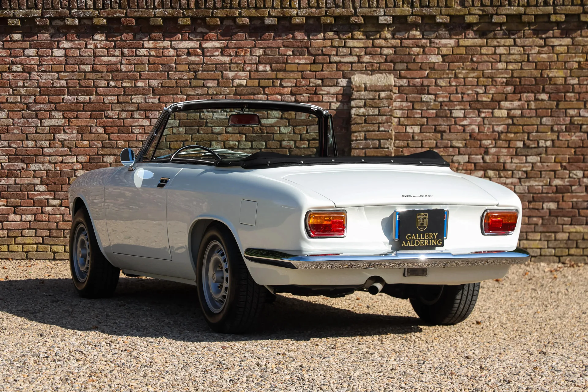 1966 Alfa Romeo Giulia GTC, 2/30