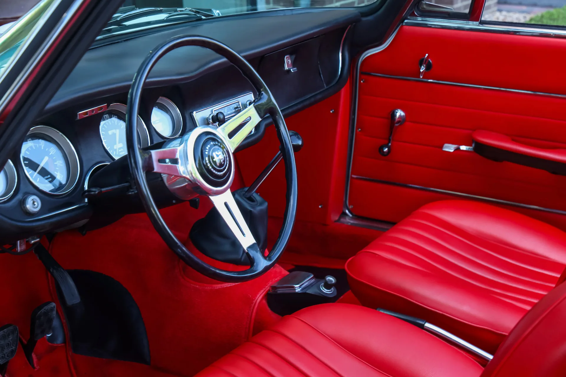 1966 Alfa Romeo Giulia GTC, 3/30